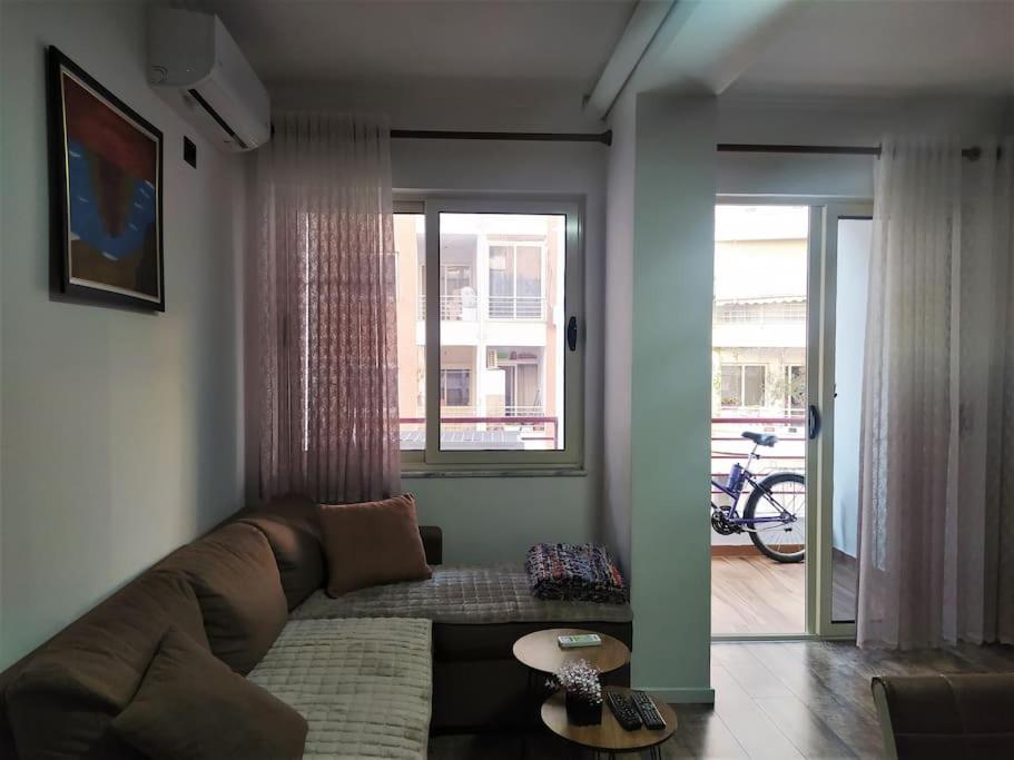 1# Lovely 1-Bedroom condo in Tiranë (Tirana)