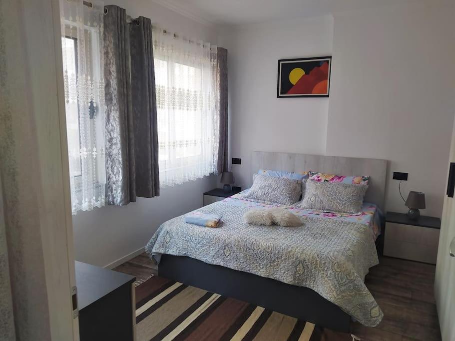1# Lovely 1-Bedroom condo in Tiranë (Tirana)