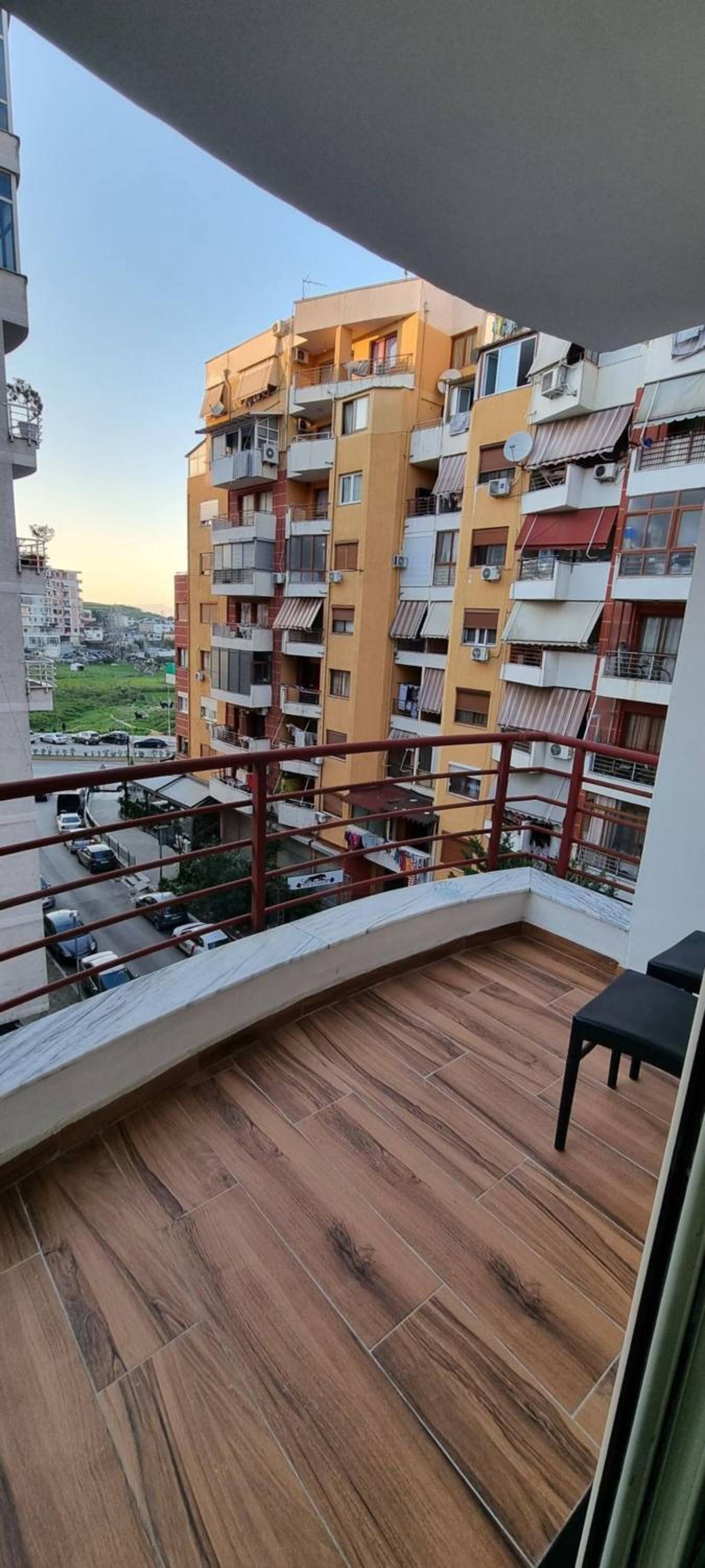 2# Lovely spacious 1-Bedroom Apart