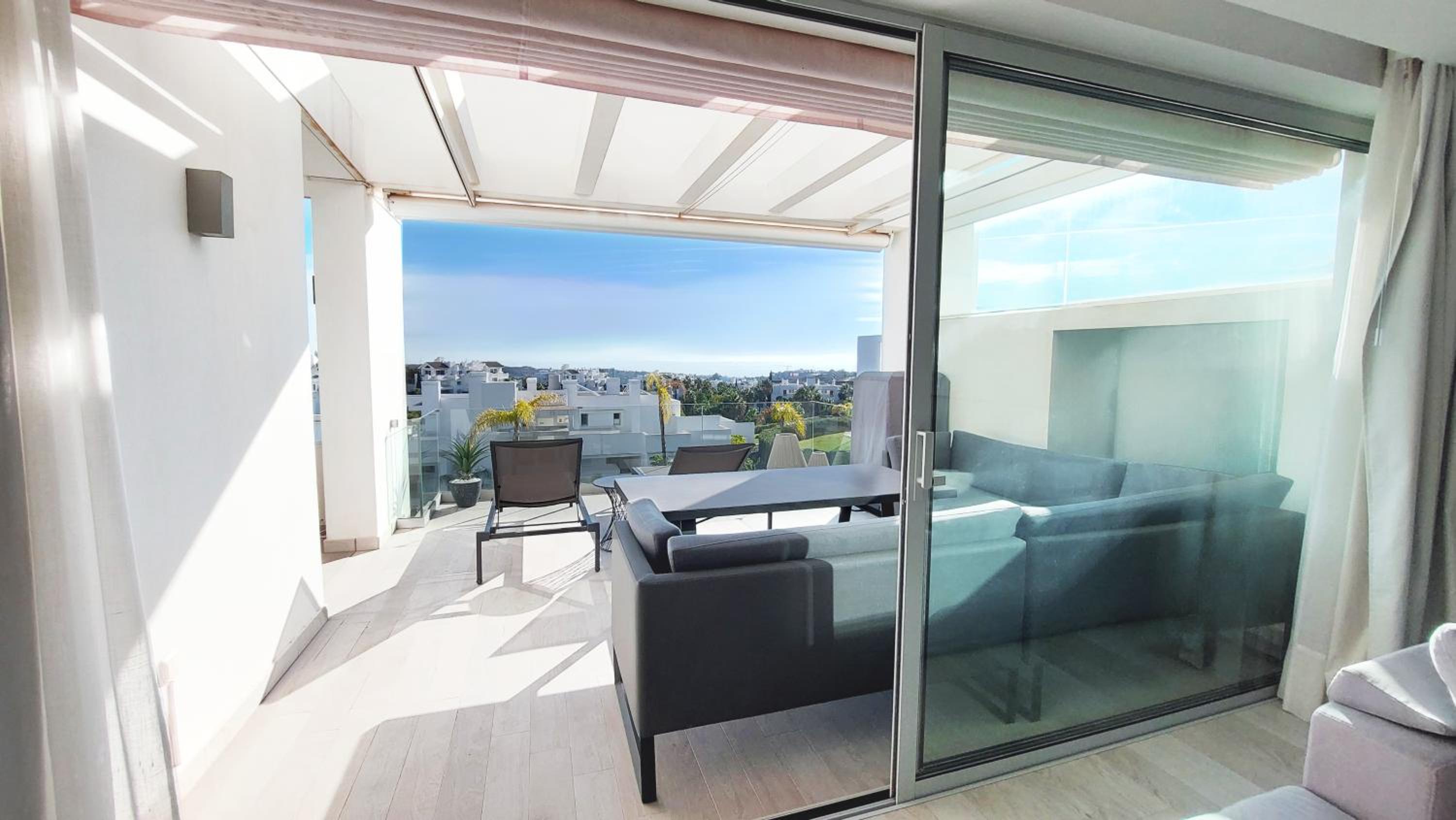 Luxury in Alcazaba Lagoon