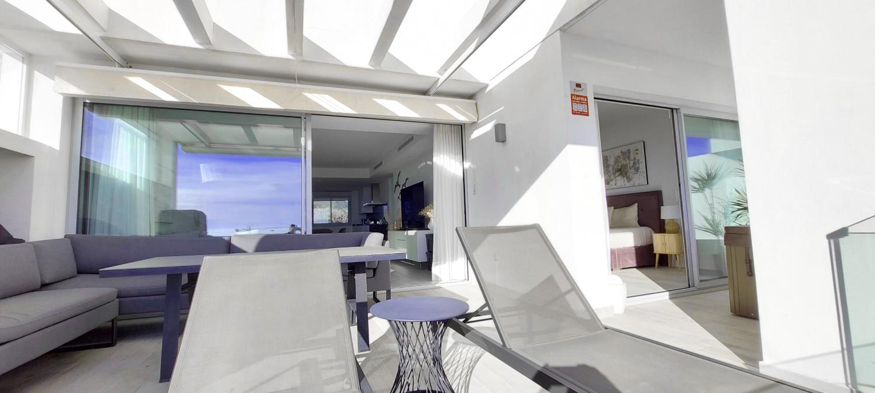 Luxury in Alcazaba Lagoon