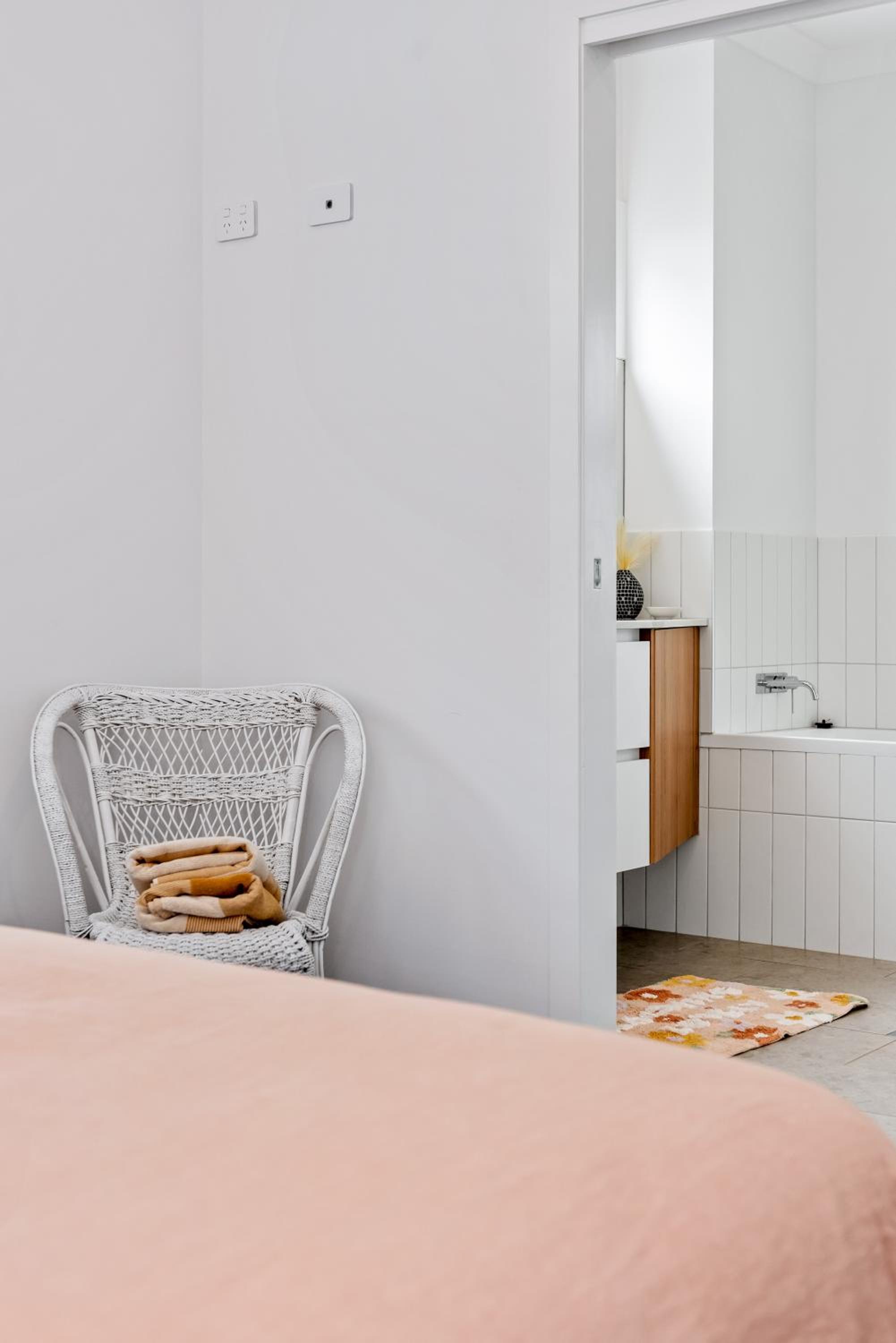 Hestia Villa - Luxury Retreat near CBD and Grammar