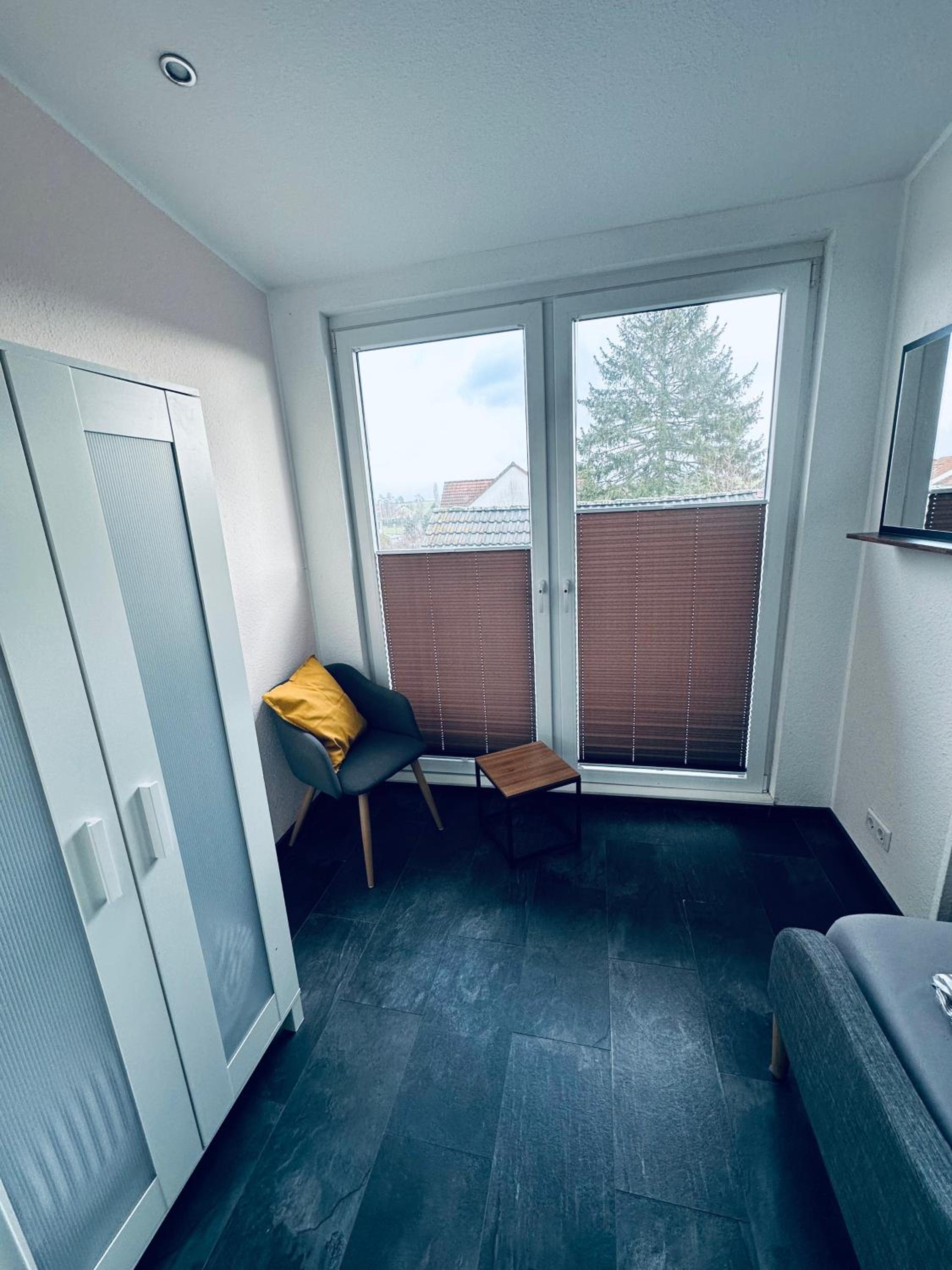 Ferienwohnung mit Balkon in Calden