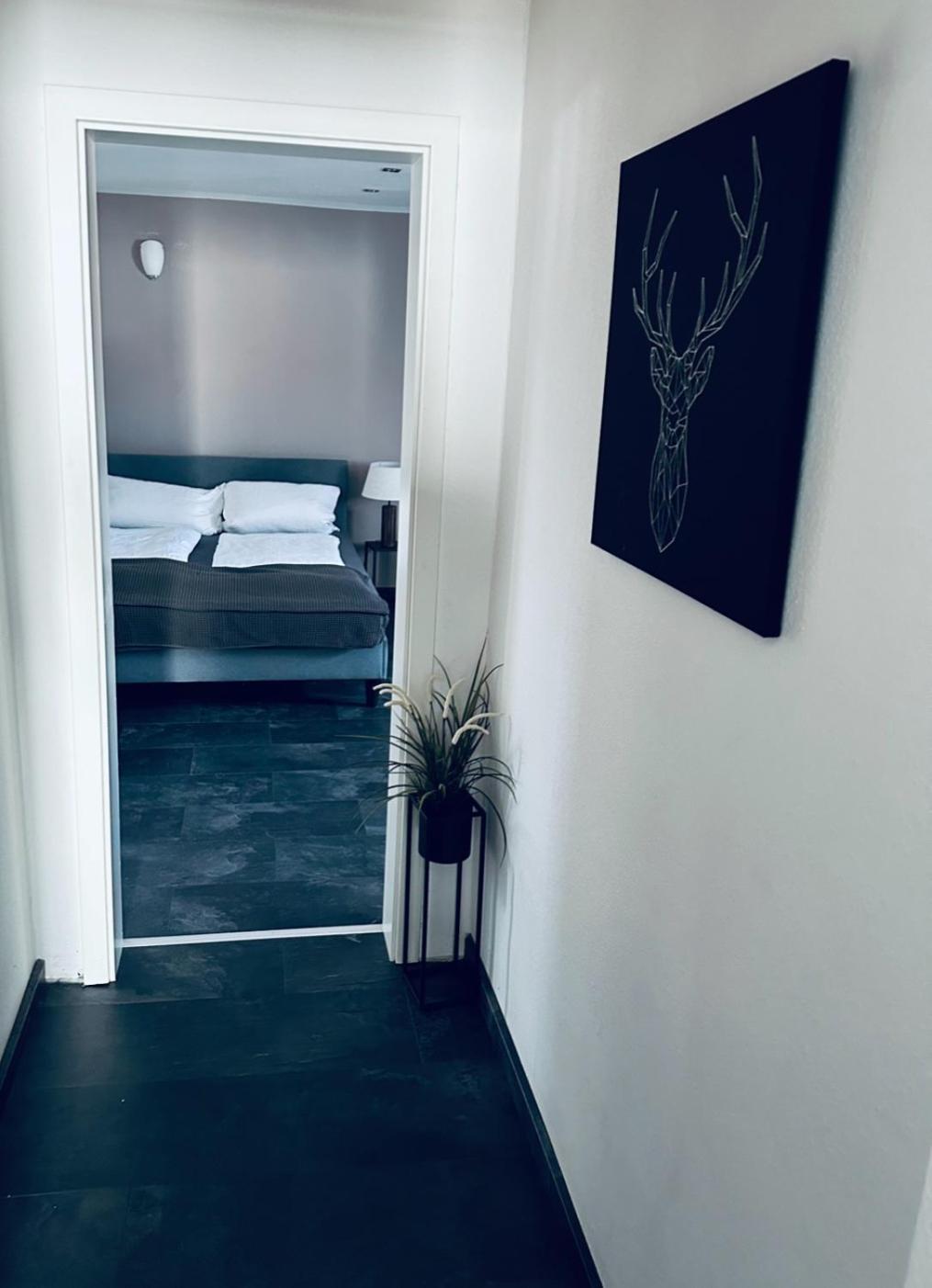 Ferienwohnung mit Balkon in Calden