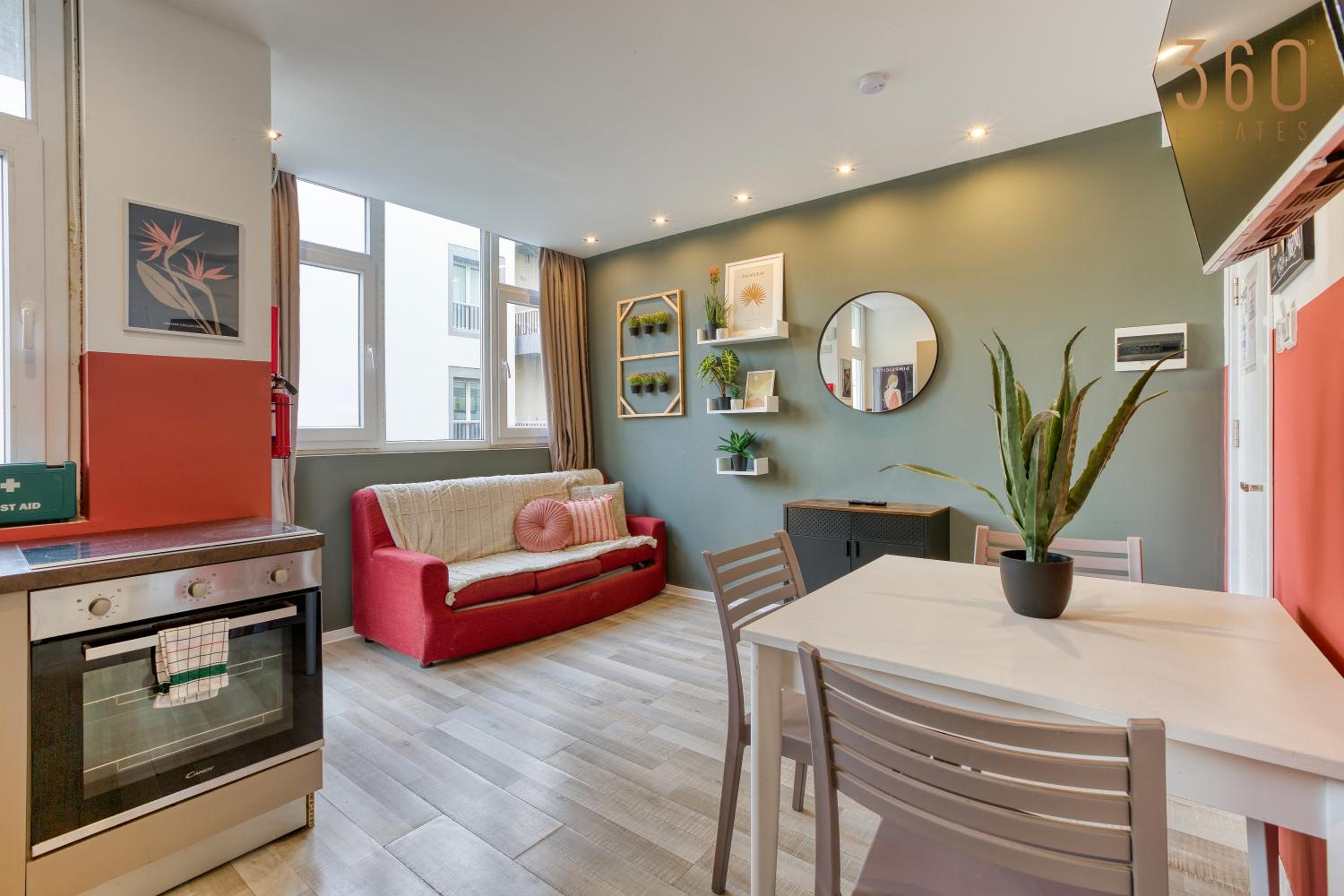 Central Paceville Penthouse + Terrace & City Vibes view 4