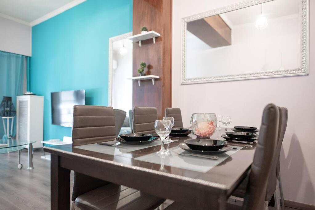 Urban Dreamscape Apt near Acropolis
