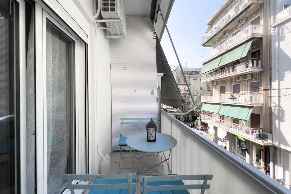 Urban Dreamscape Apt near Acropolis