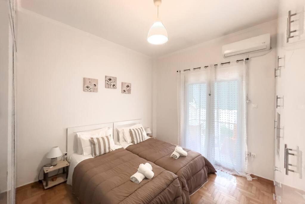 Urban Dreamscape Apt near Acropolis