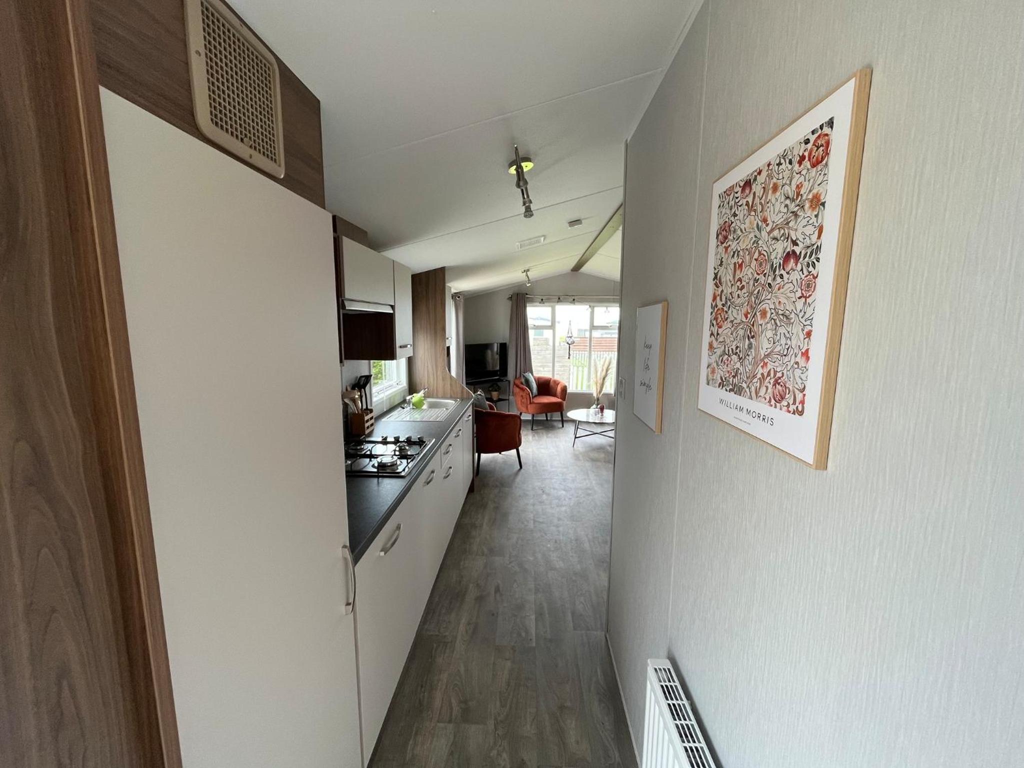 Neues Ferienhaus Chalet Nr73 zweite Reihe direkt am Wattenmeer, komplett eingezäunt