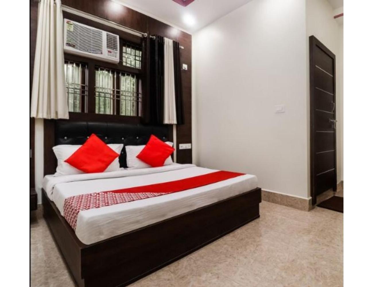 Hotel Sonar Gaon, Agartala