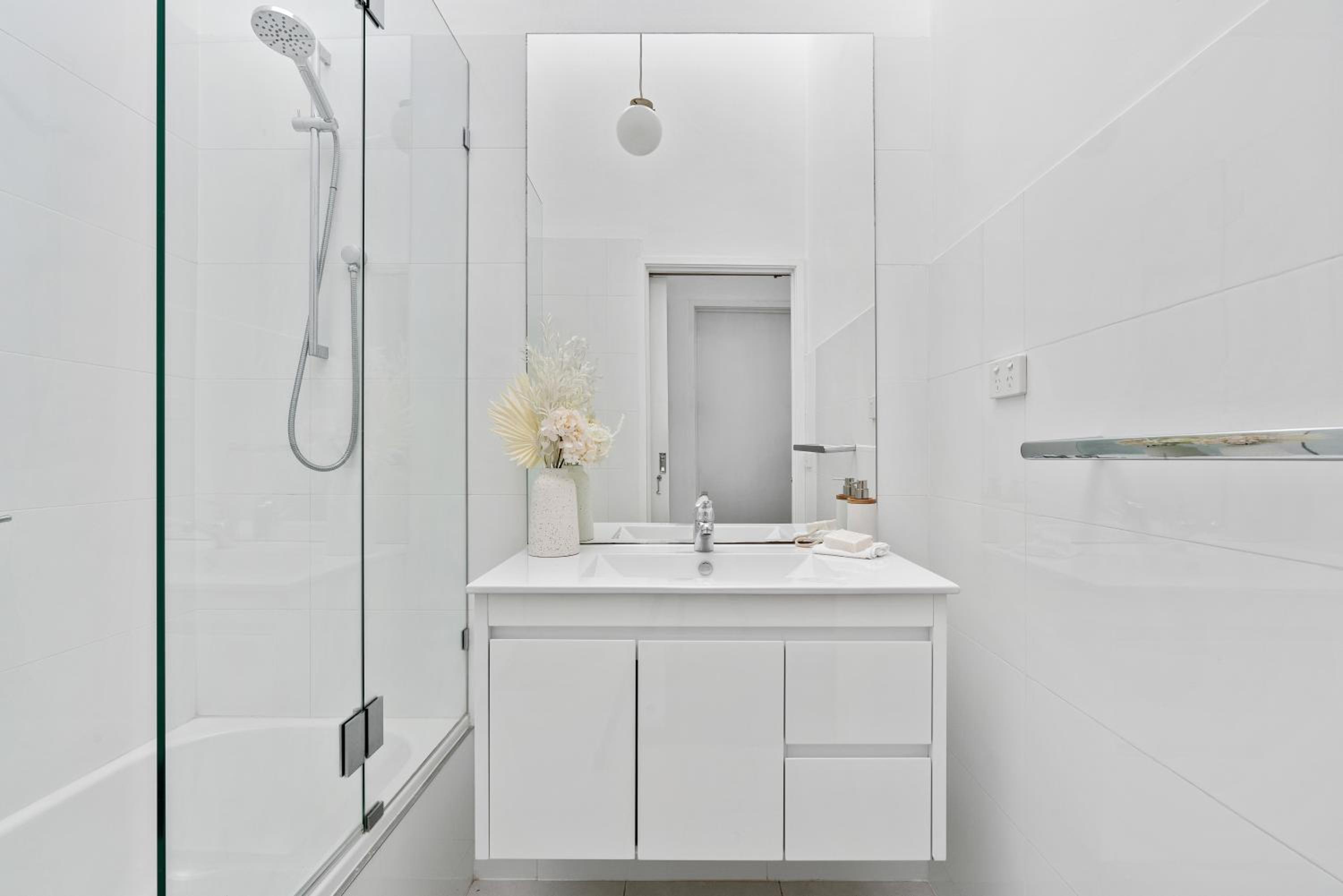 Stunning water views - Bayside Beach House Mornington