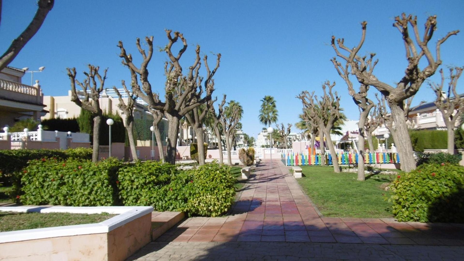 Gran Alicante Bungalow in Beach Resort