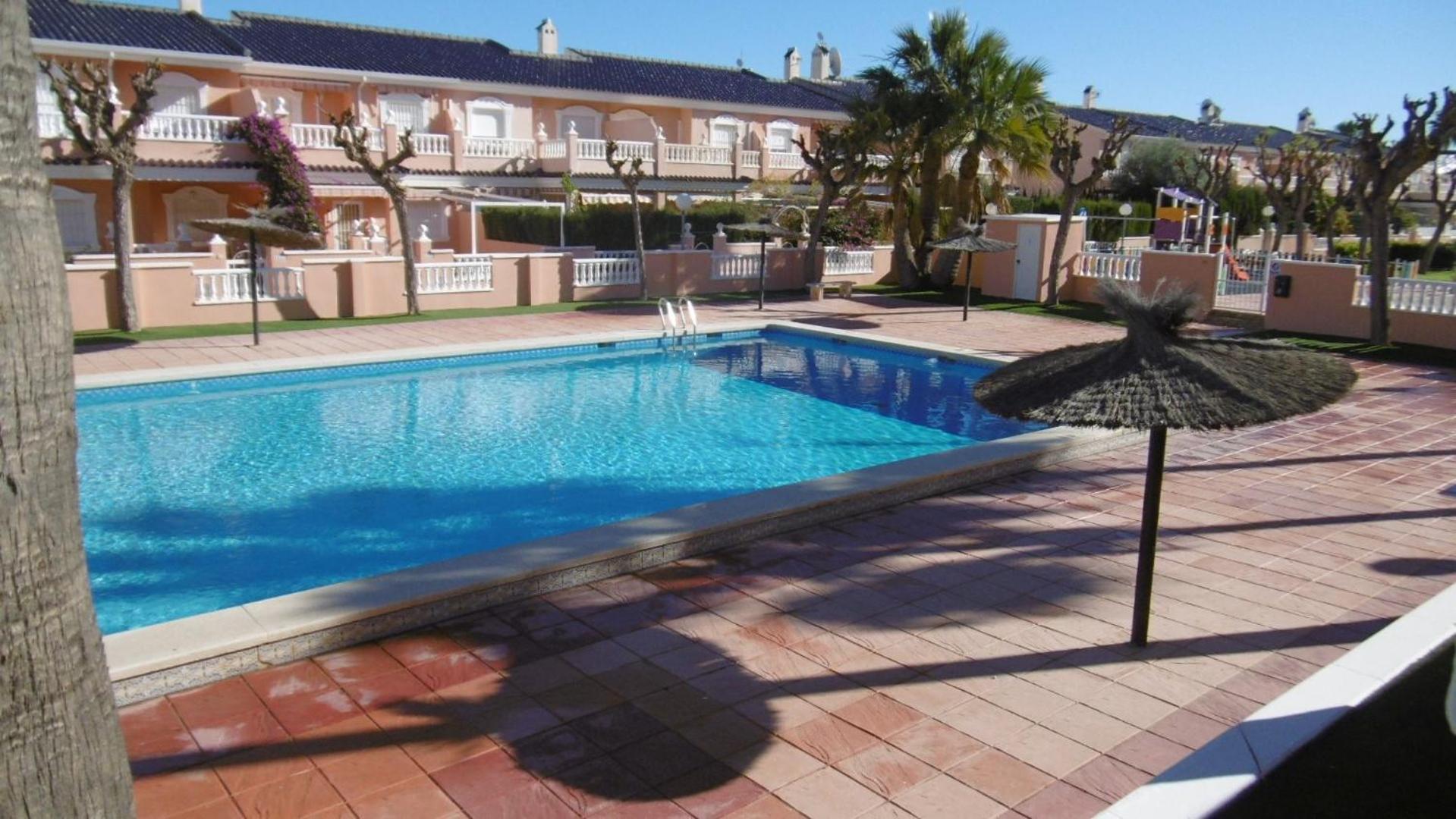 Gran Alicante Bungalow in Beach Resort