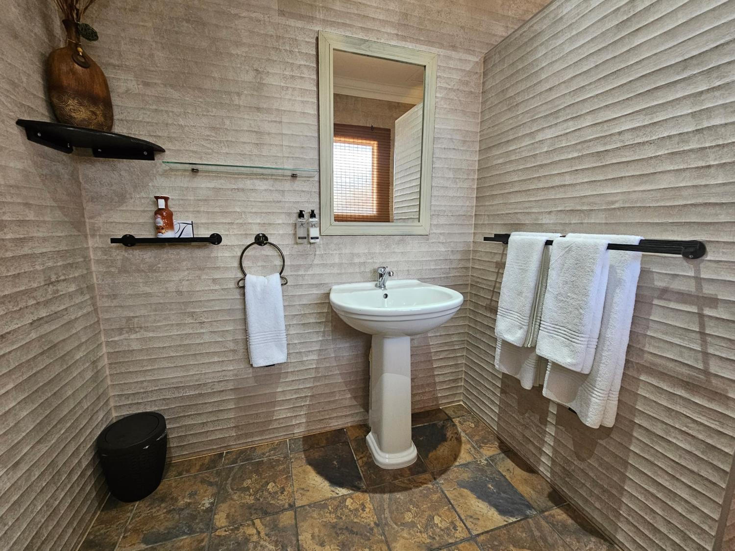 Leopard Corner Lodge