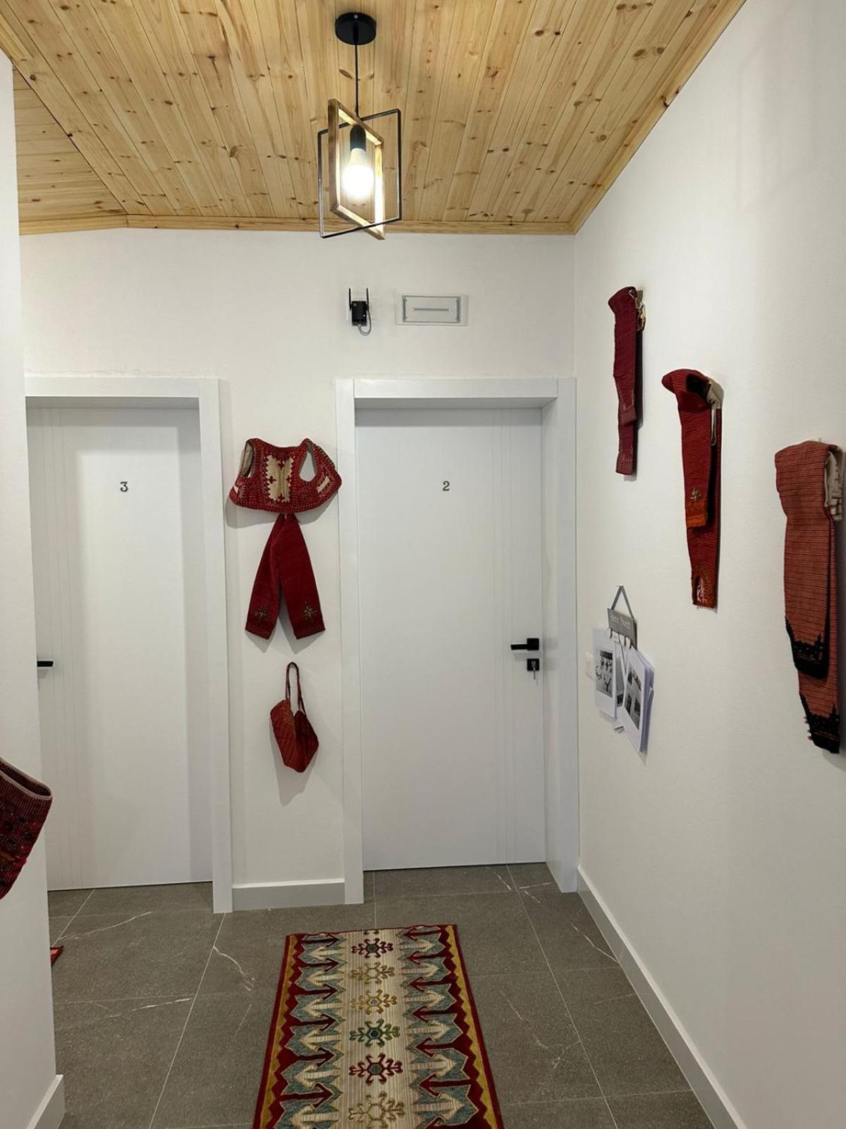 Qyteza Guest House & Camping