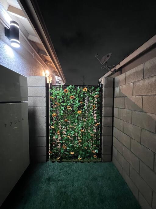NEW! 2-Bedroom Fontana Guest House close to Kaiser Permanente view 2