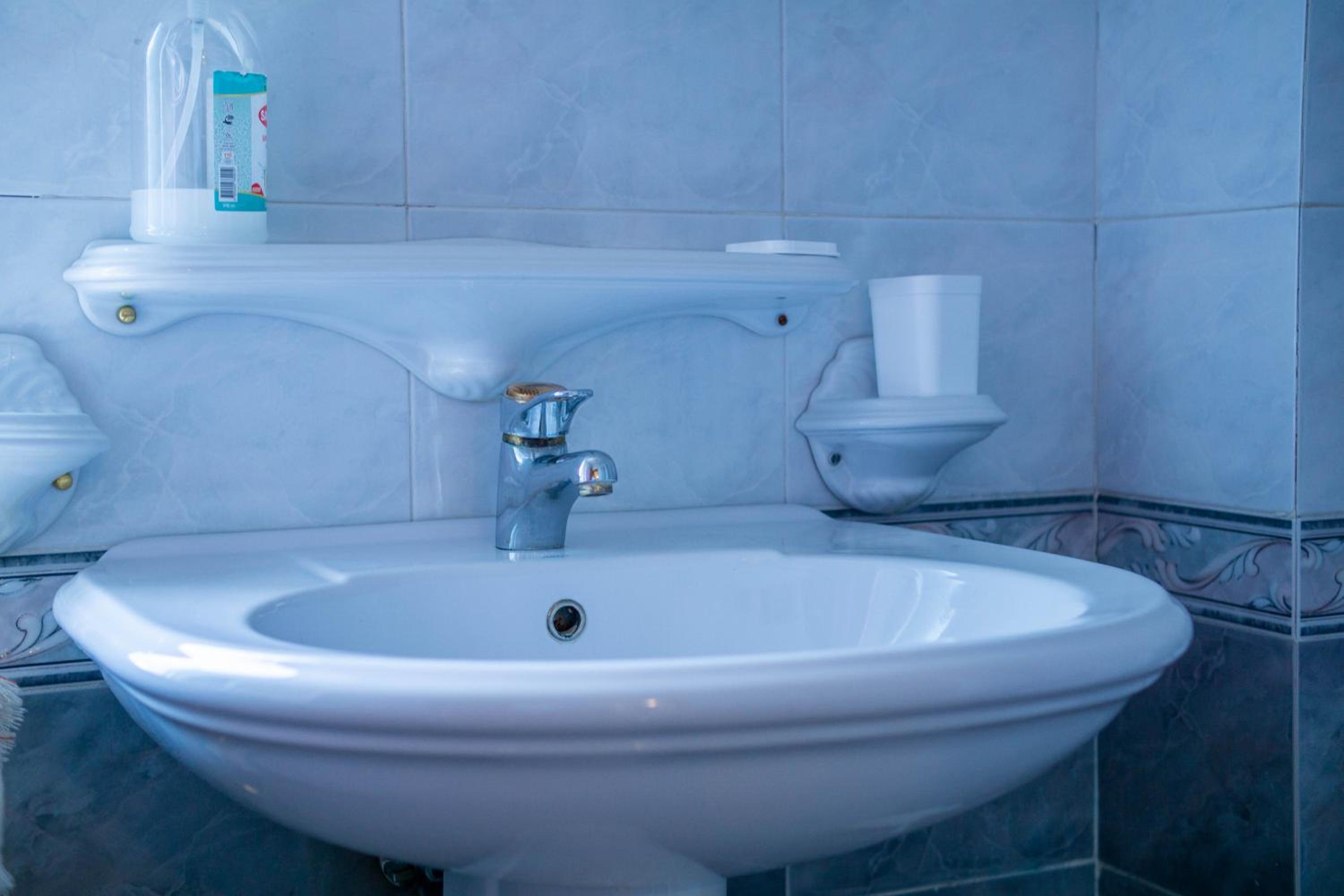BLLOK Bright Private Bedrooms With Private Bathroom on Shared Apartment
