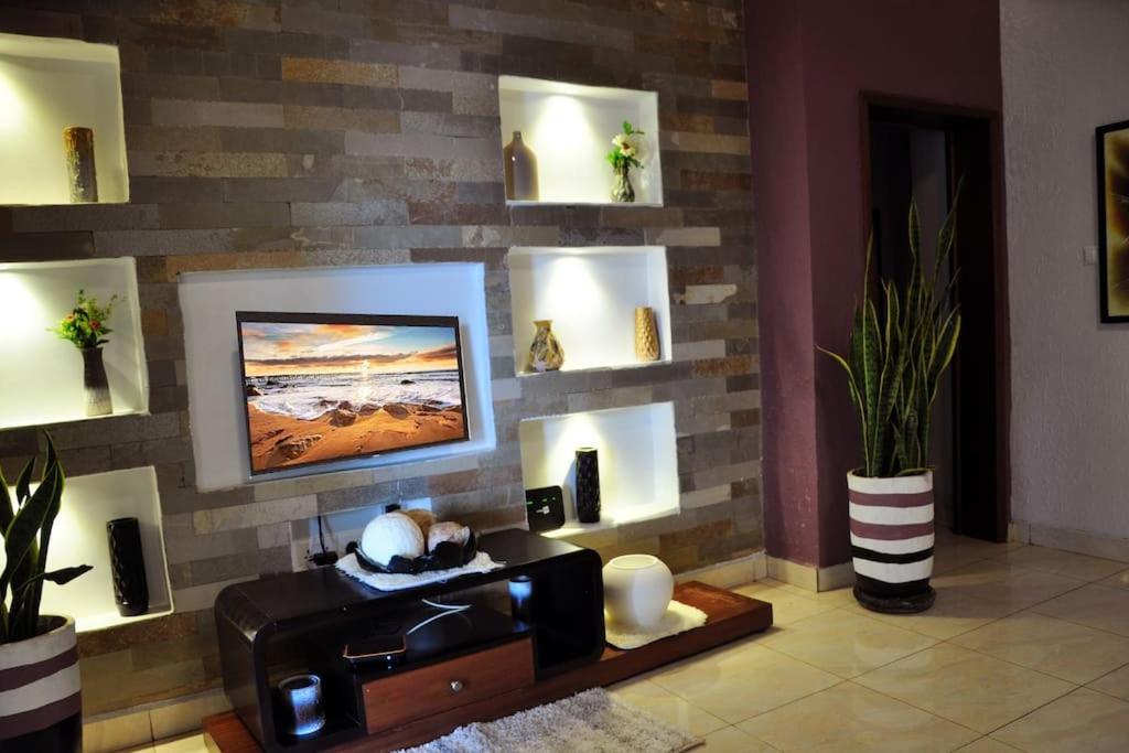 VILLA MODERNE CHEZ YVONNE view 2