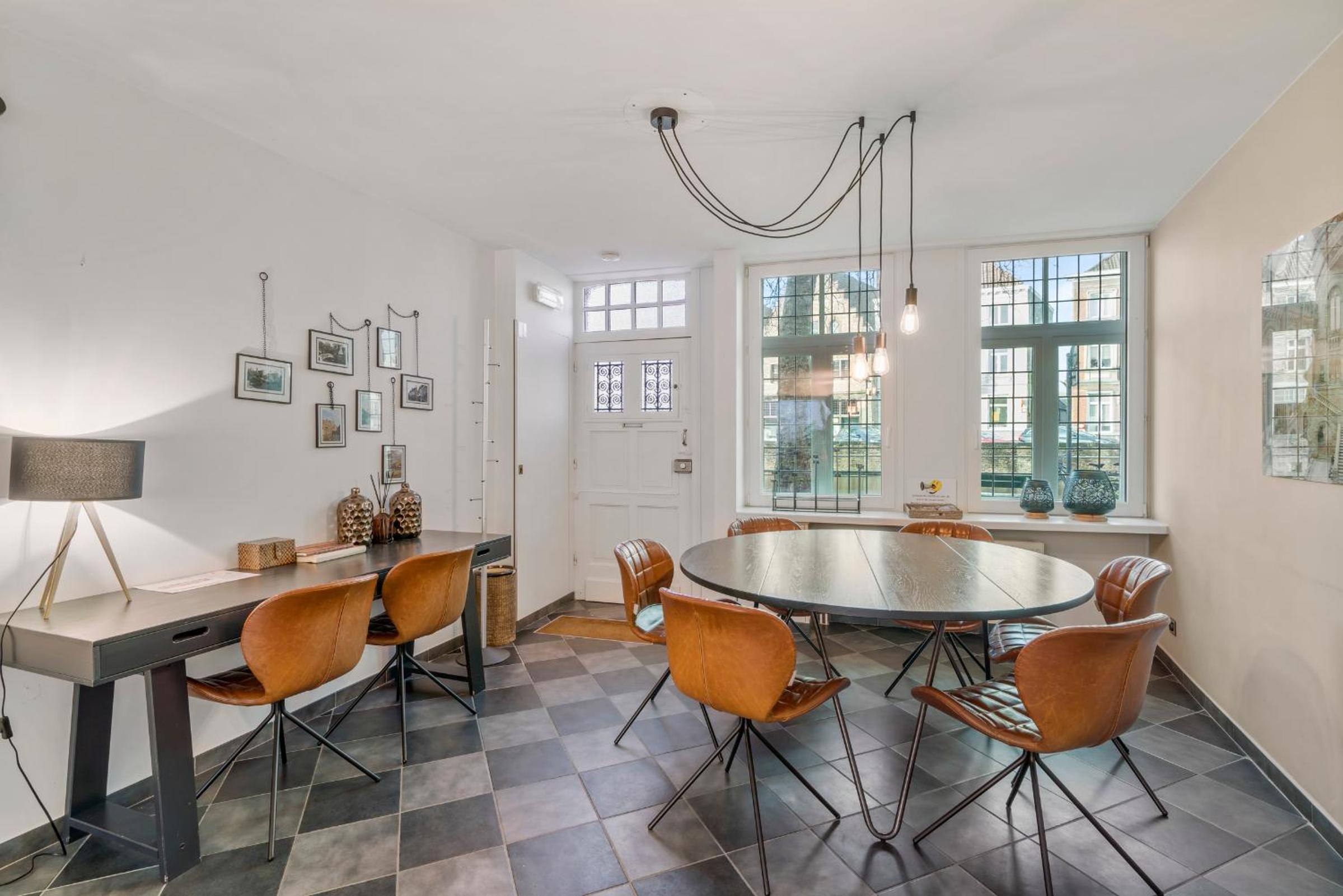 Brugse charme huis met tuin aan het water 8p