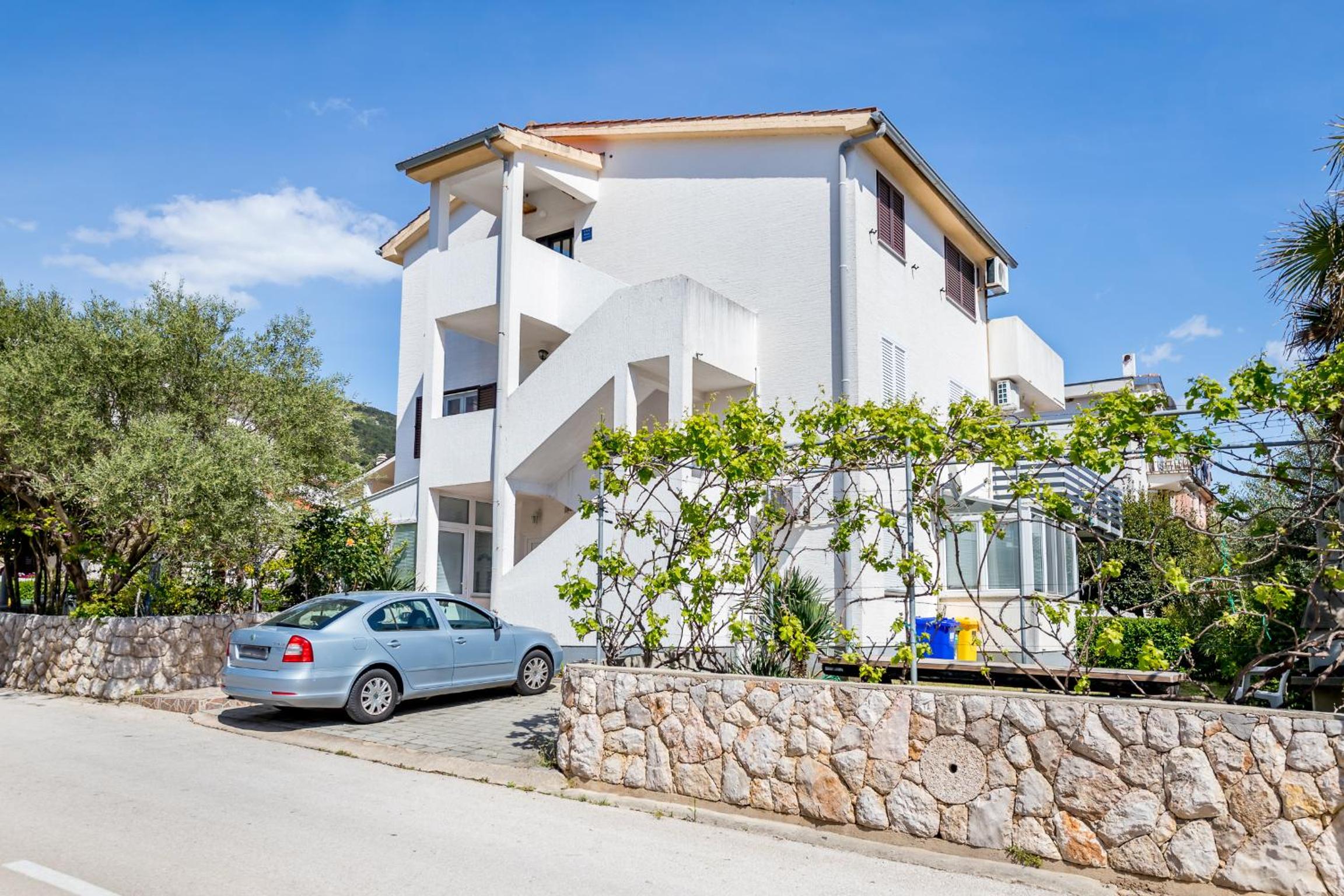 Apartment Mirjana