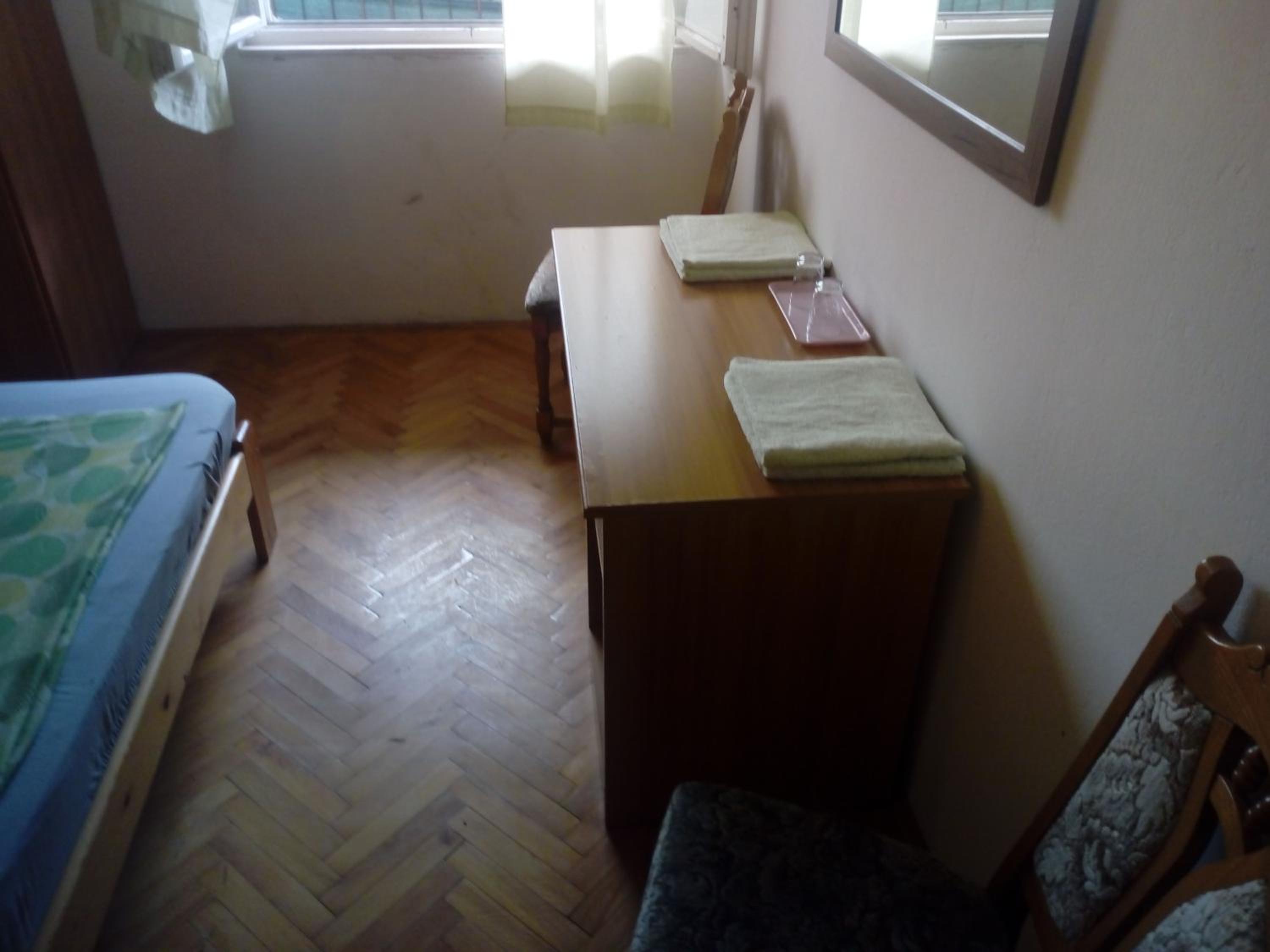 Photo 32