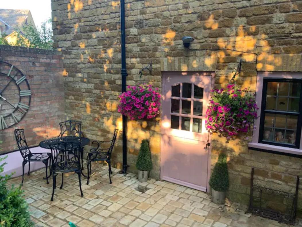 Piglet Lodge