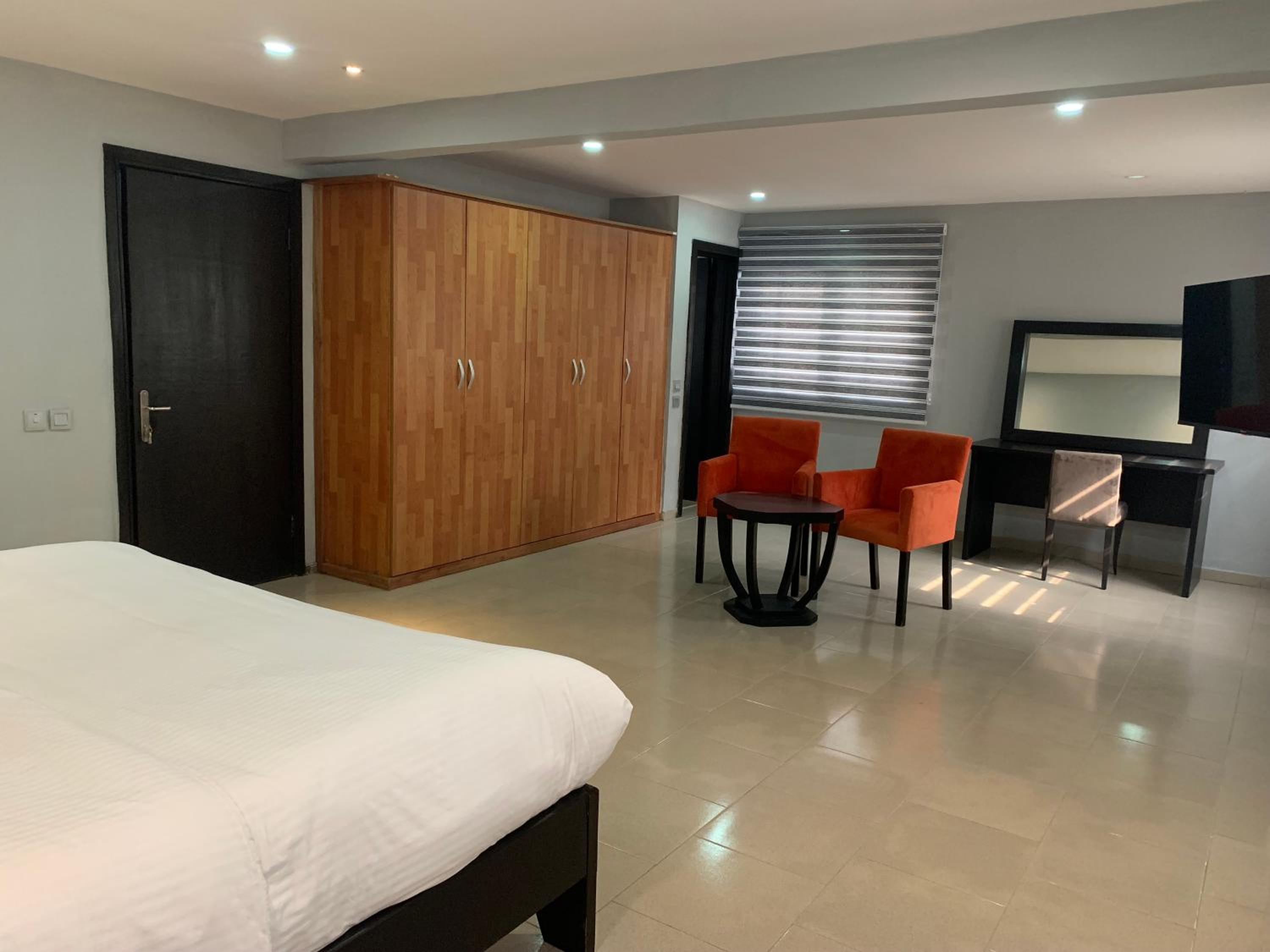 Emem Court - The Emem Apartment Collections