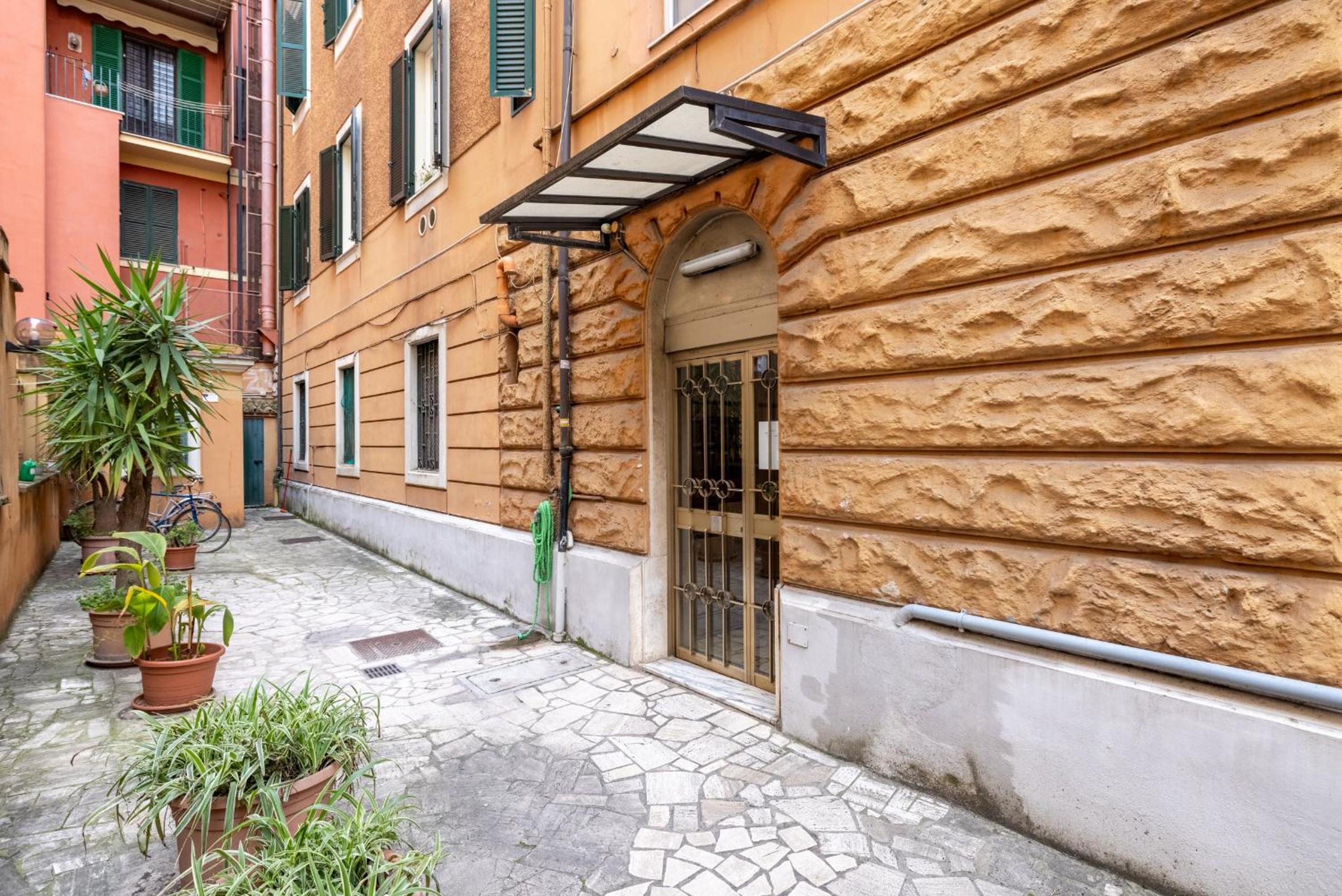 3BR Comfort Apartment in Rome