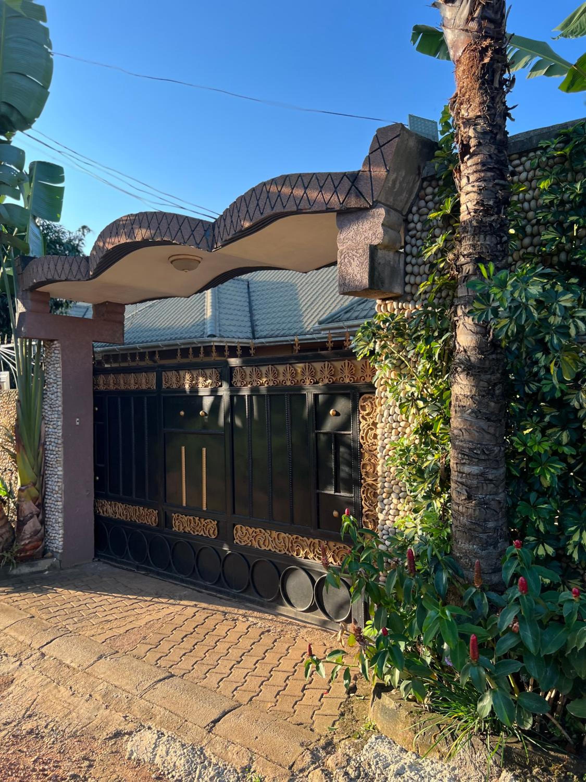 Tropical Oasis Retreat view 4
