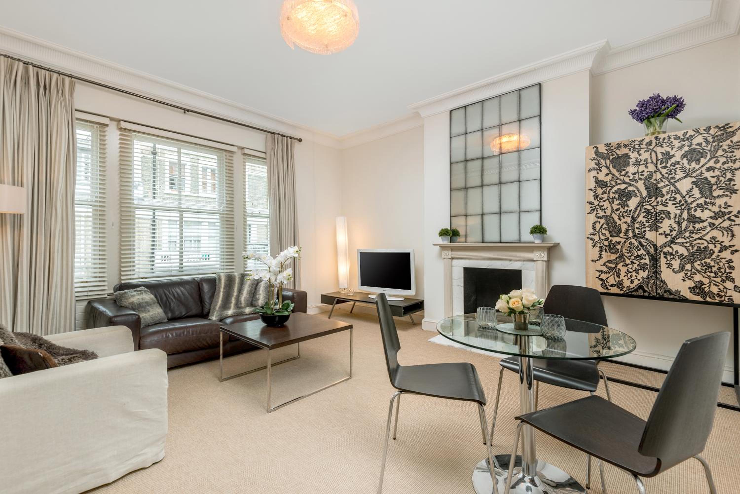 Spacious, Calm One Bedroom