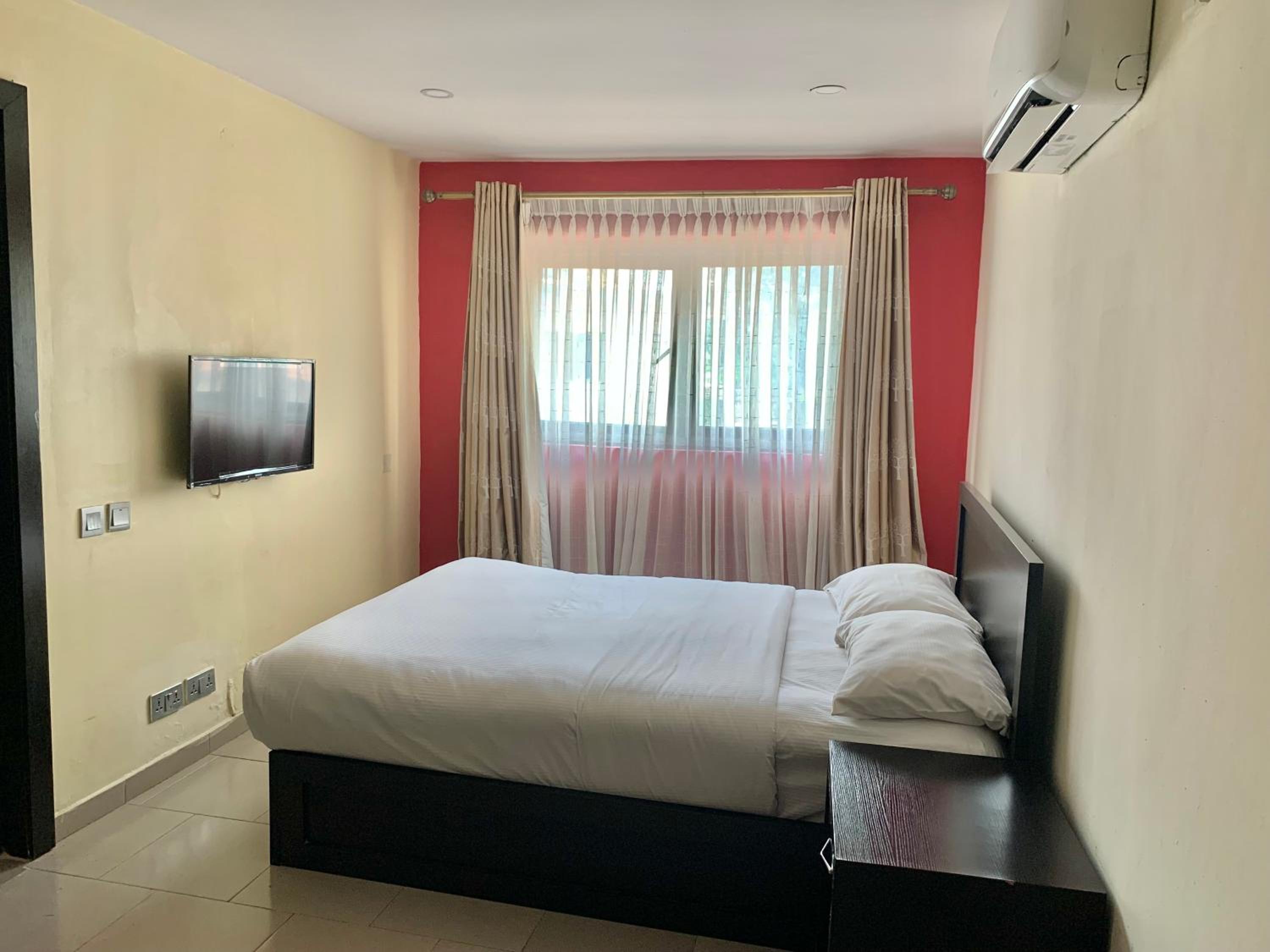 Emem Court - The Emem Apartment Collections