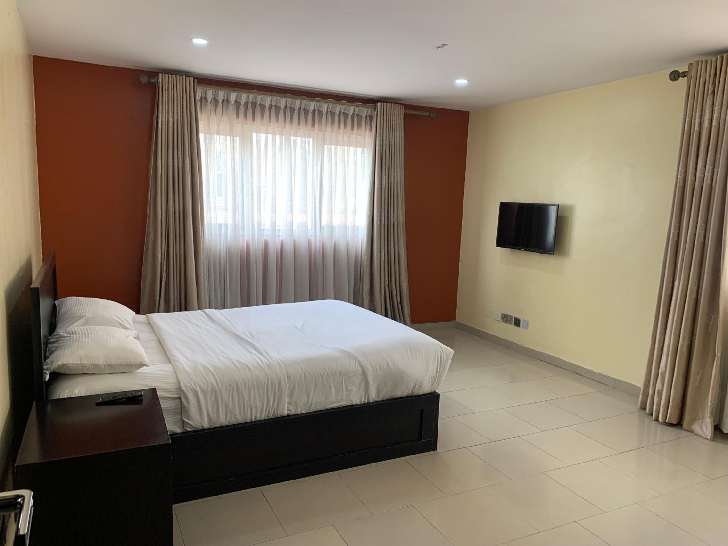 Emem Court - The Emem Apartment Collections