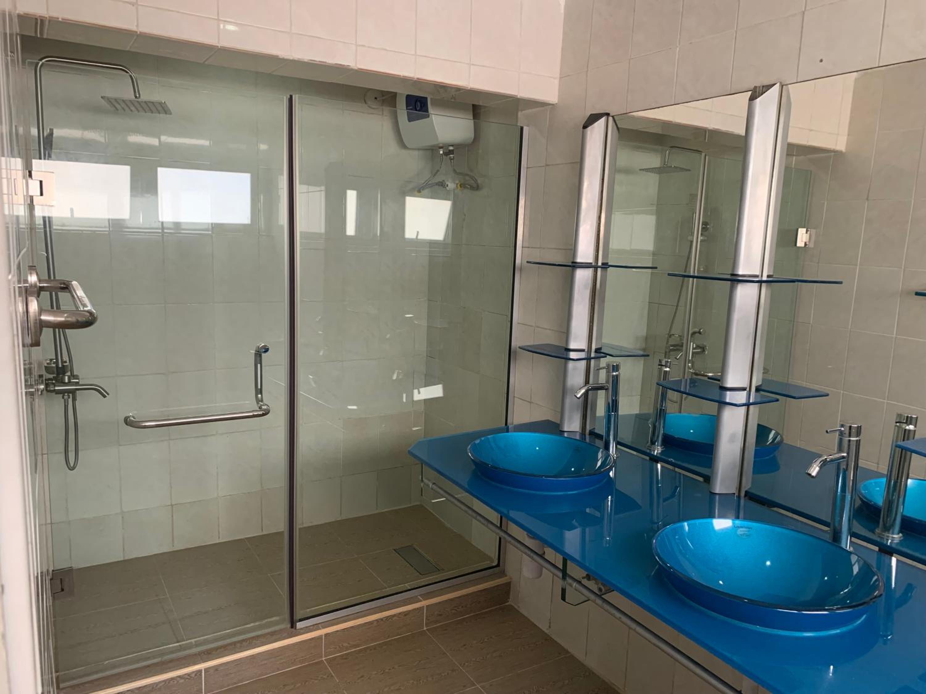 Emem Court - The Emem Apartment Collections