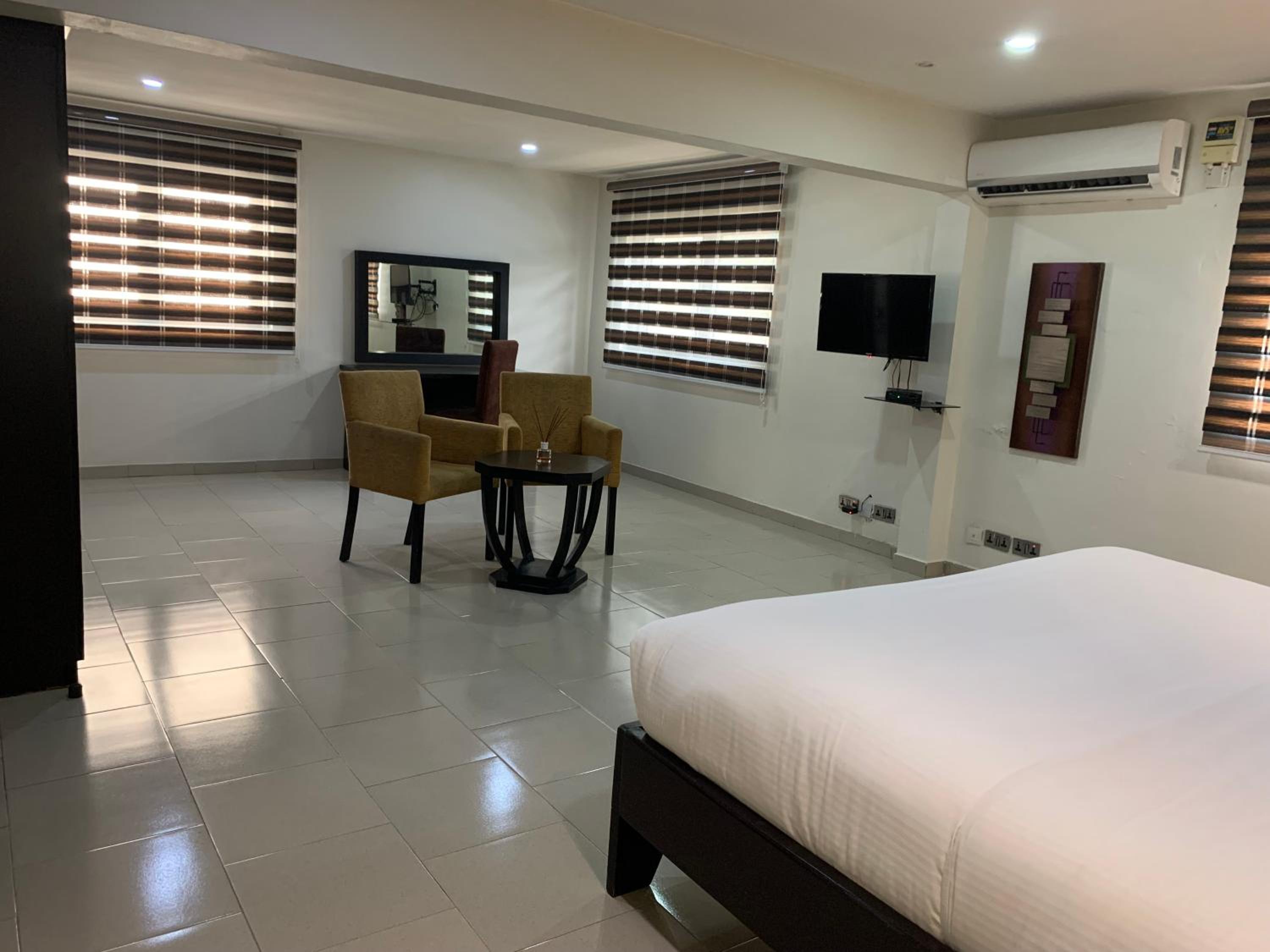 Emem Court - The Emem Apartment Collections