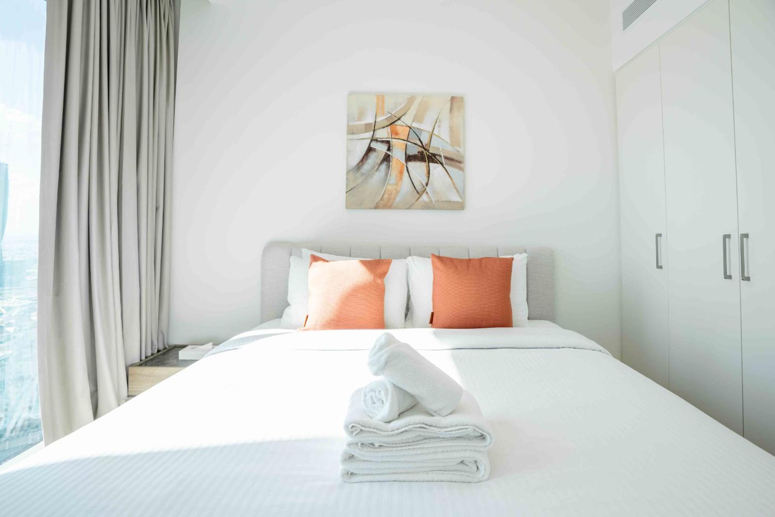 Downtown Views II Burj Khalifa View, Downtown Dubai - Mint Stay