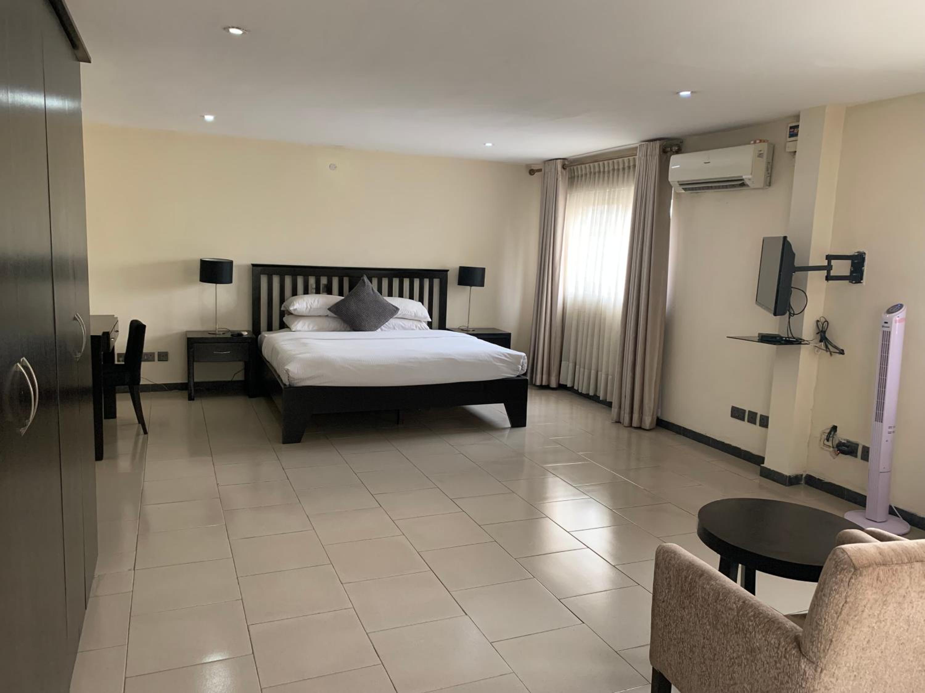 Emem Court - The Emem Apartment Collections