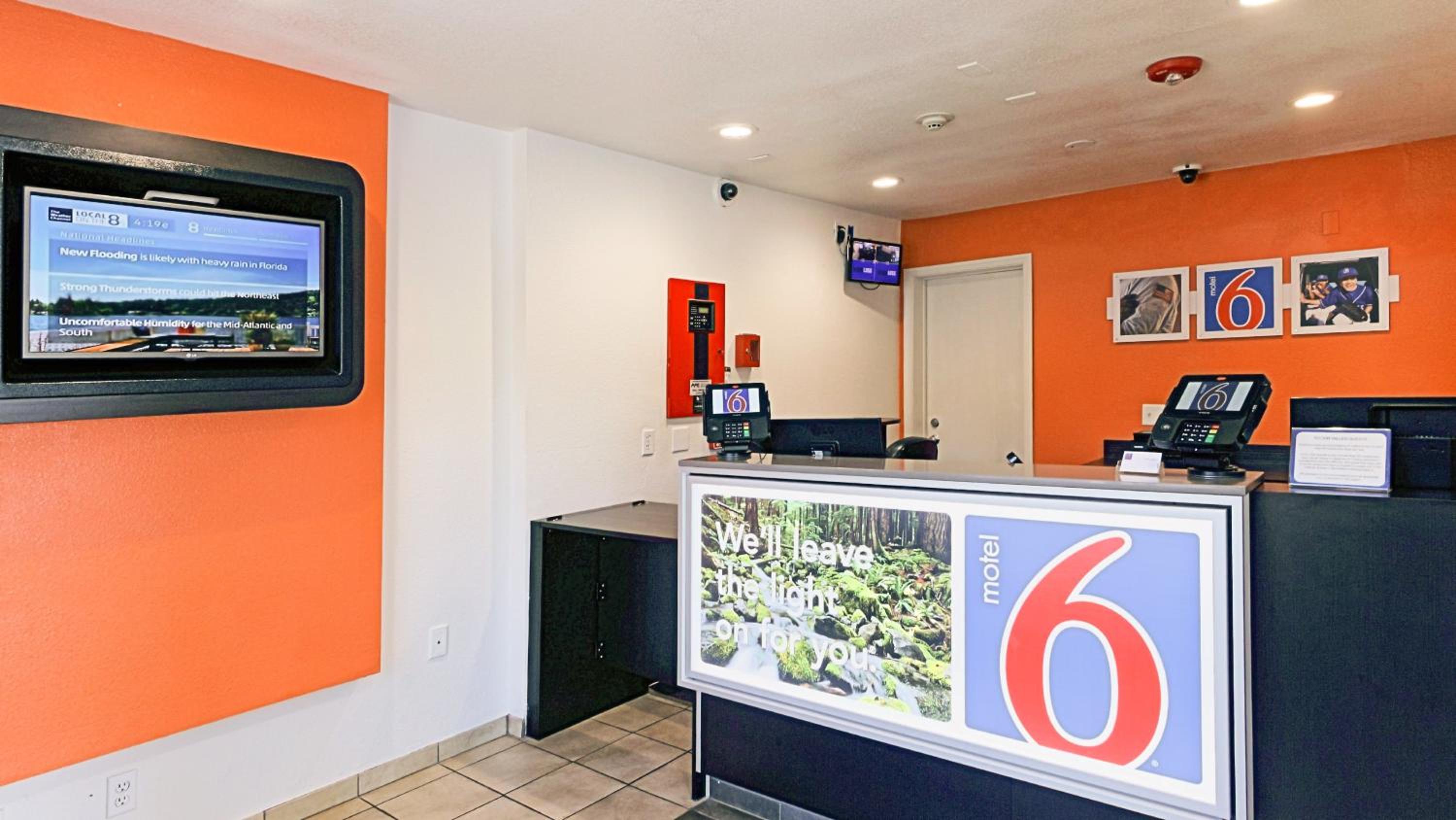 Motel 6-Chico, CA