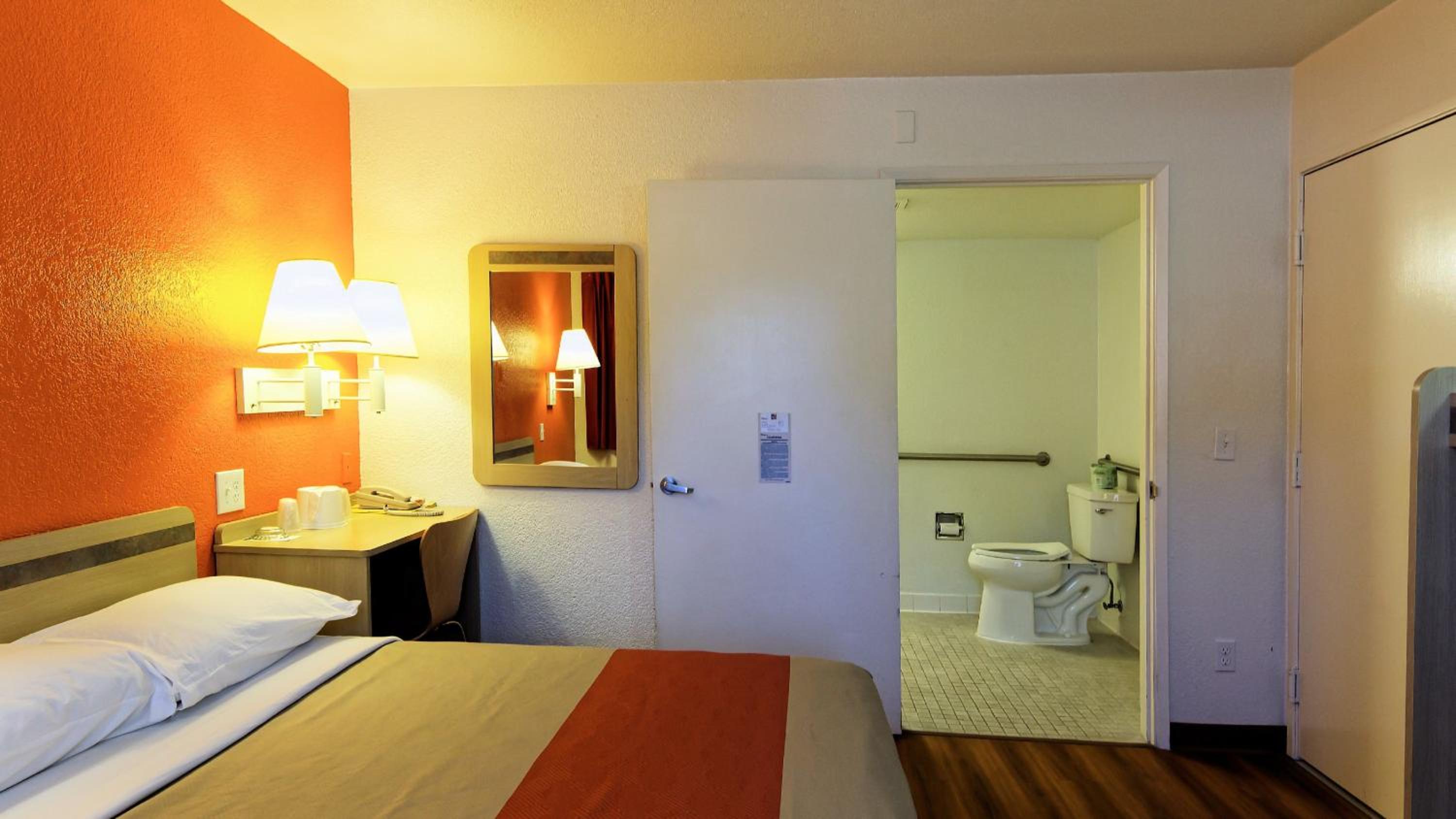 Motel 6-Chico, CA