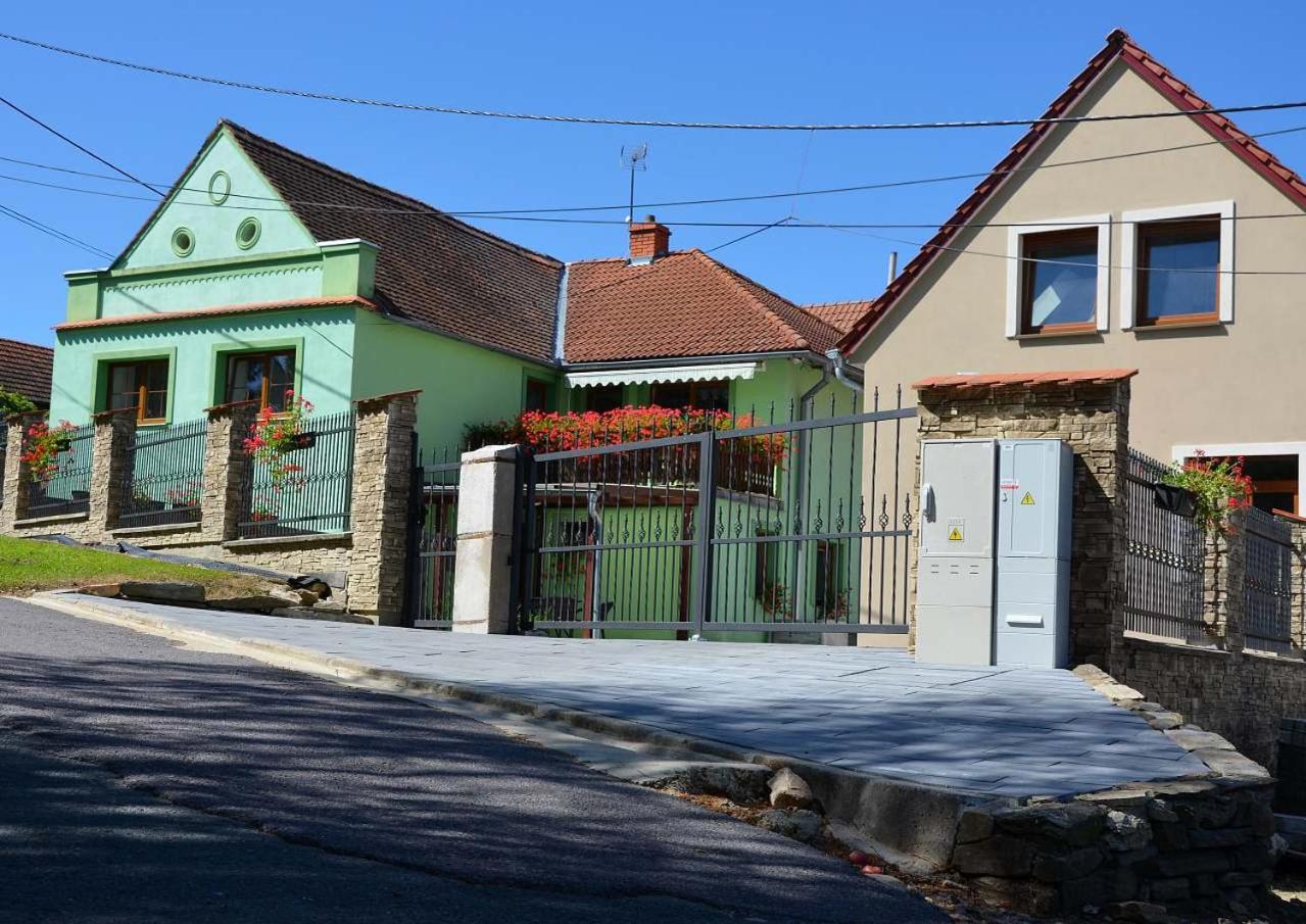 Apartmány Lukovské domečky