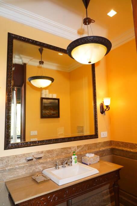 Aamby valley city, Lonavala - Luxury 4 Bed Hill Villa Pool, Jacuzzi & Garden,Stunning Lake & Golf Course view view 5