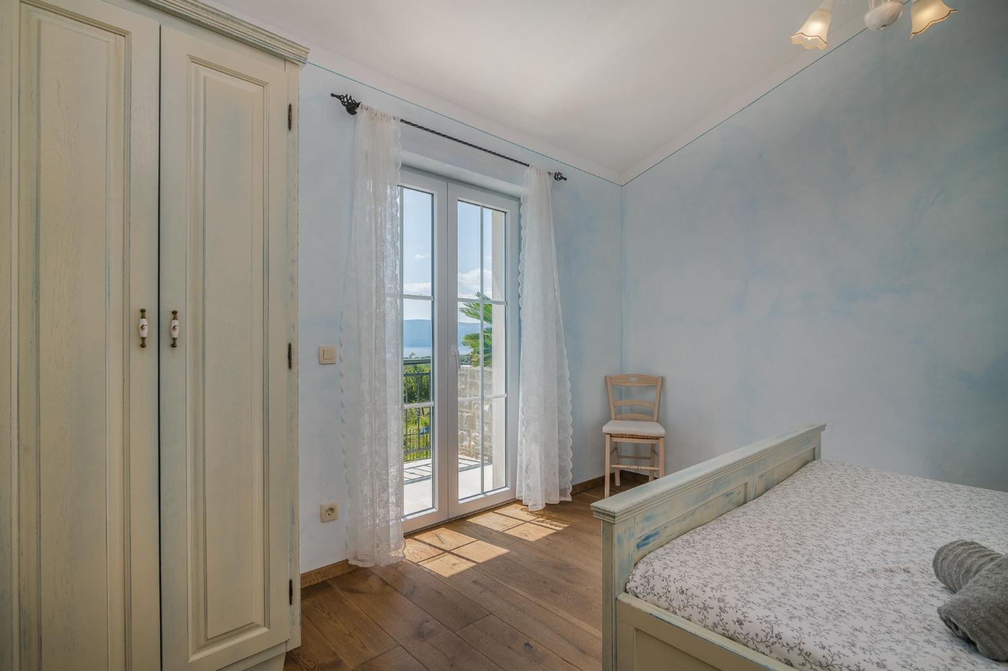 Villa Linna with seaview view 5