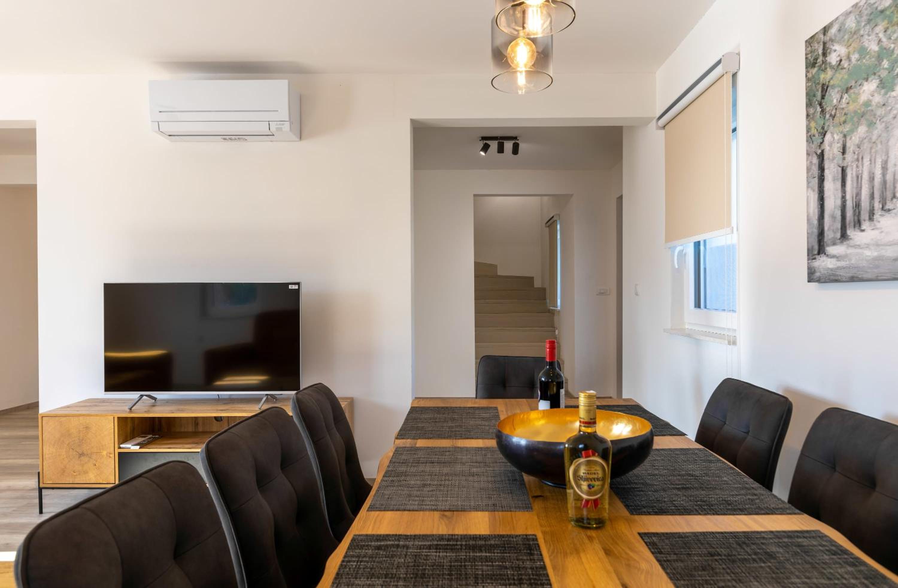 Diminici Villas 4 bedroom villa with pool 12A view 5