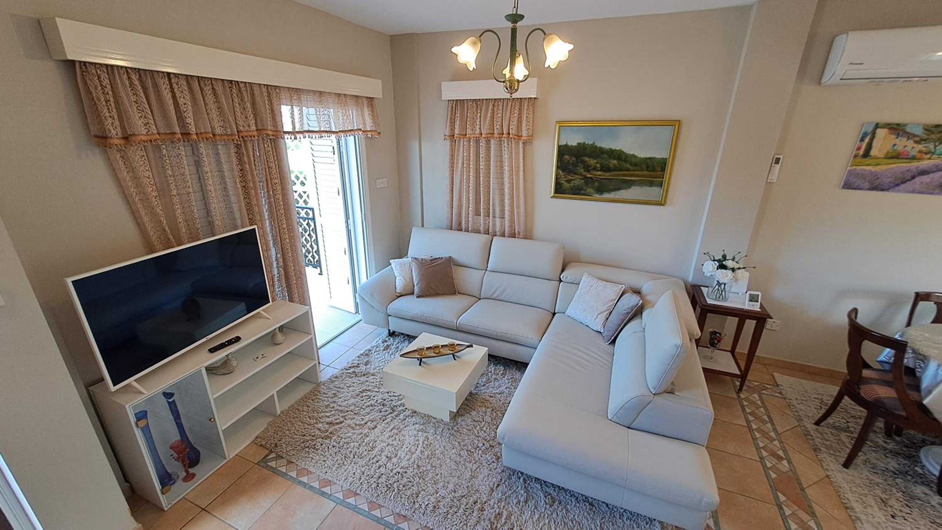 Faros Relaxing Seaside Villa