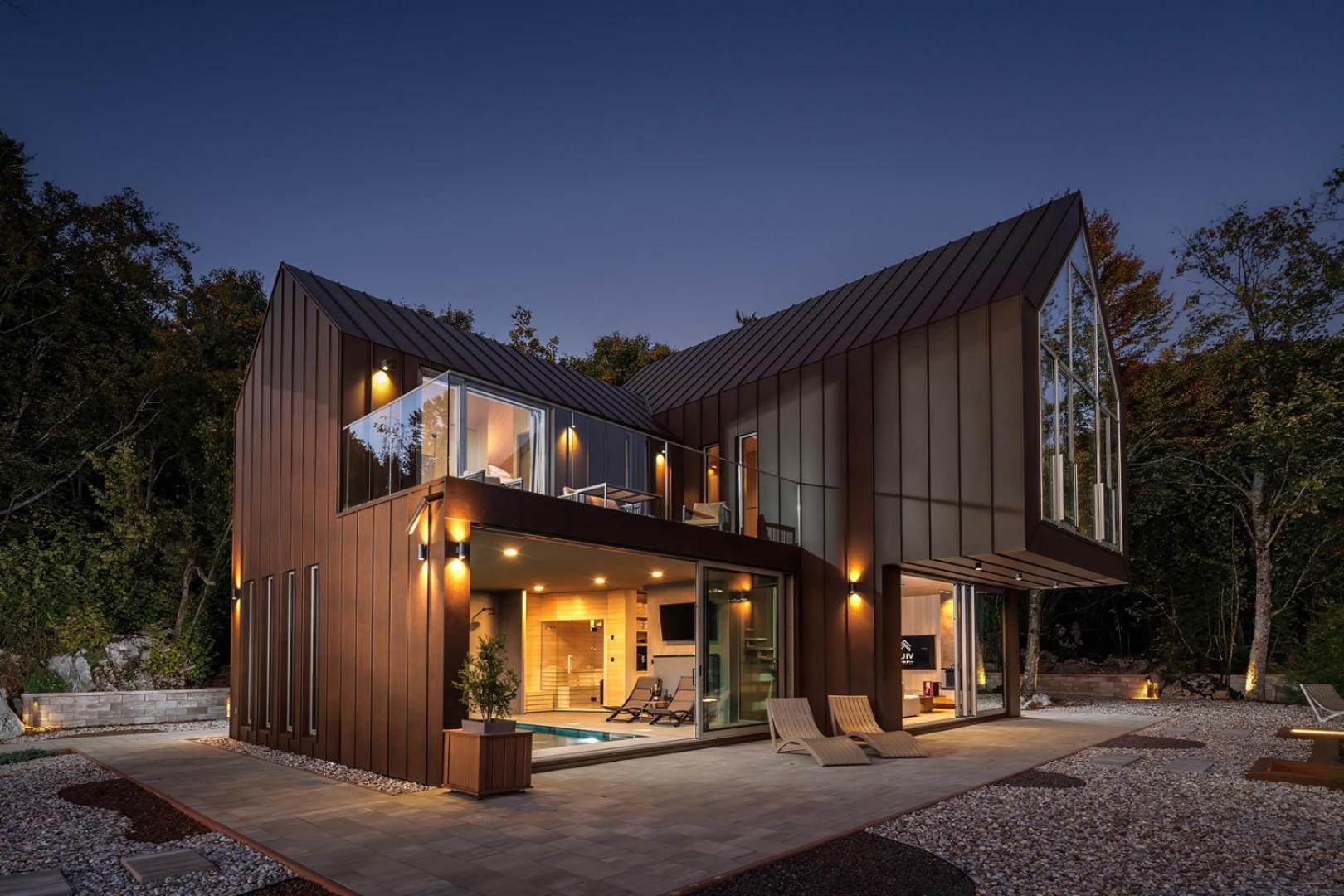 Villa Luiv Chalet view 2