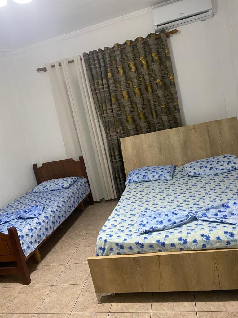 Ajsi Apartments