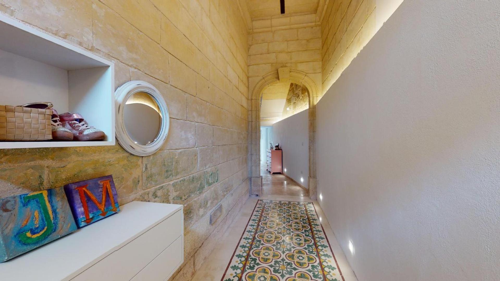 Double bedroom in St Julians in shared house photo 5