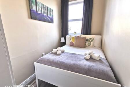 Cosy Apartment near OConnell ST RELIABLE FAST WIFI