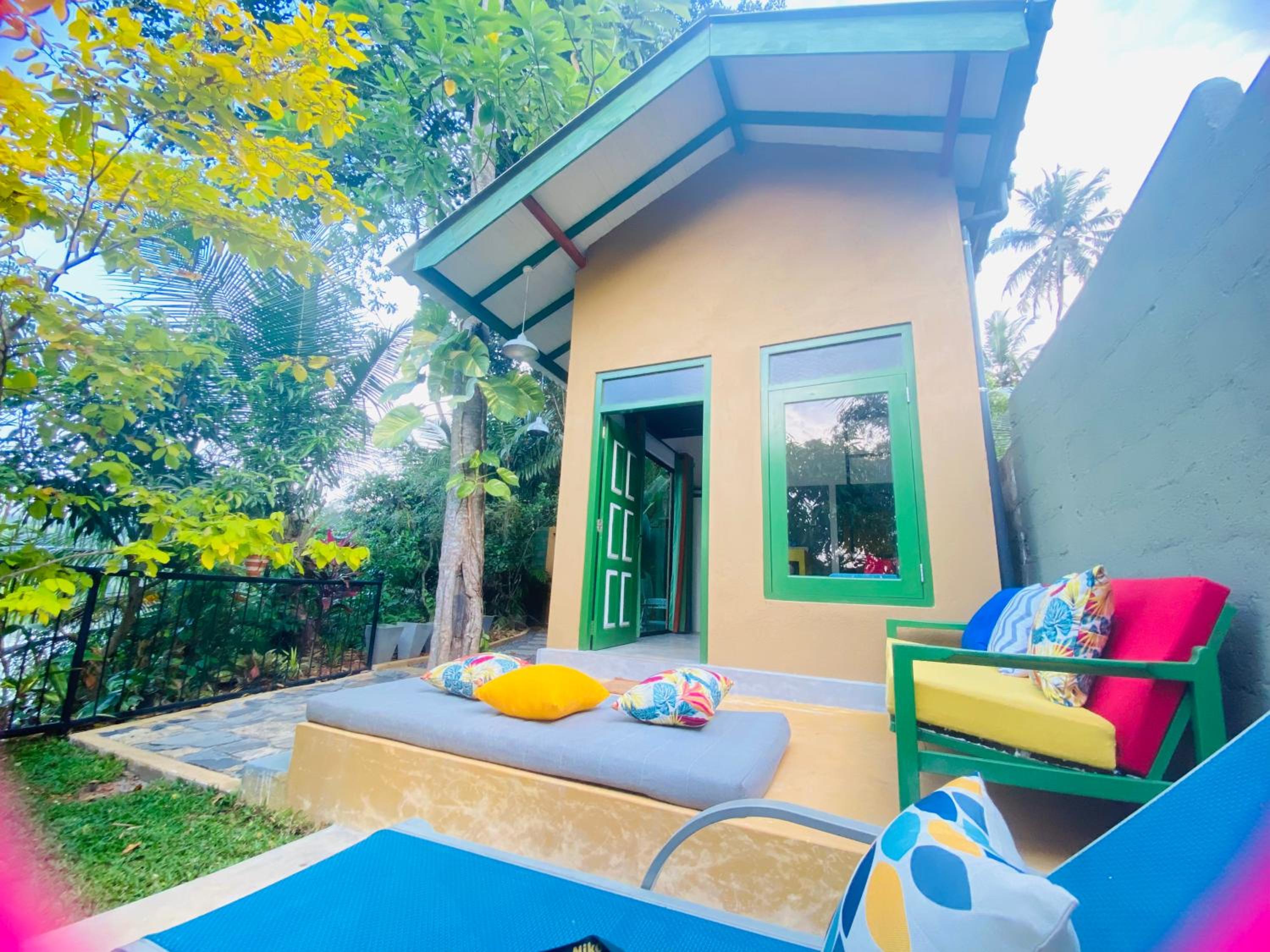 Randoni Villa