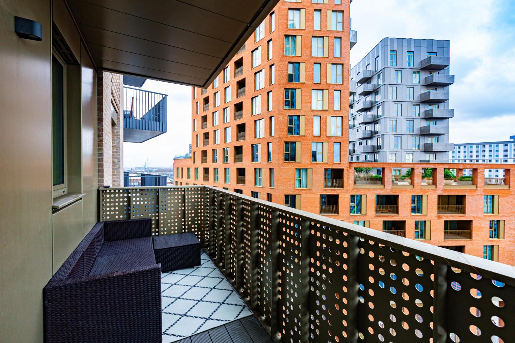 Modern New 1BR wbalcony, 2min Tottenham Hale Tube