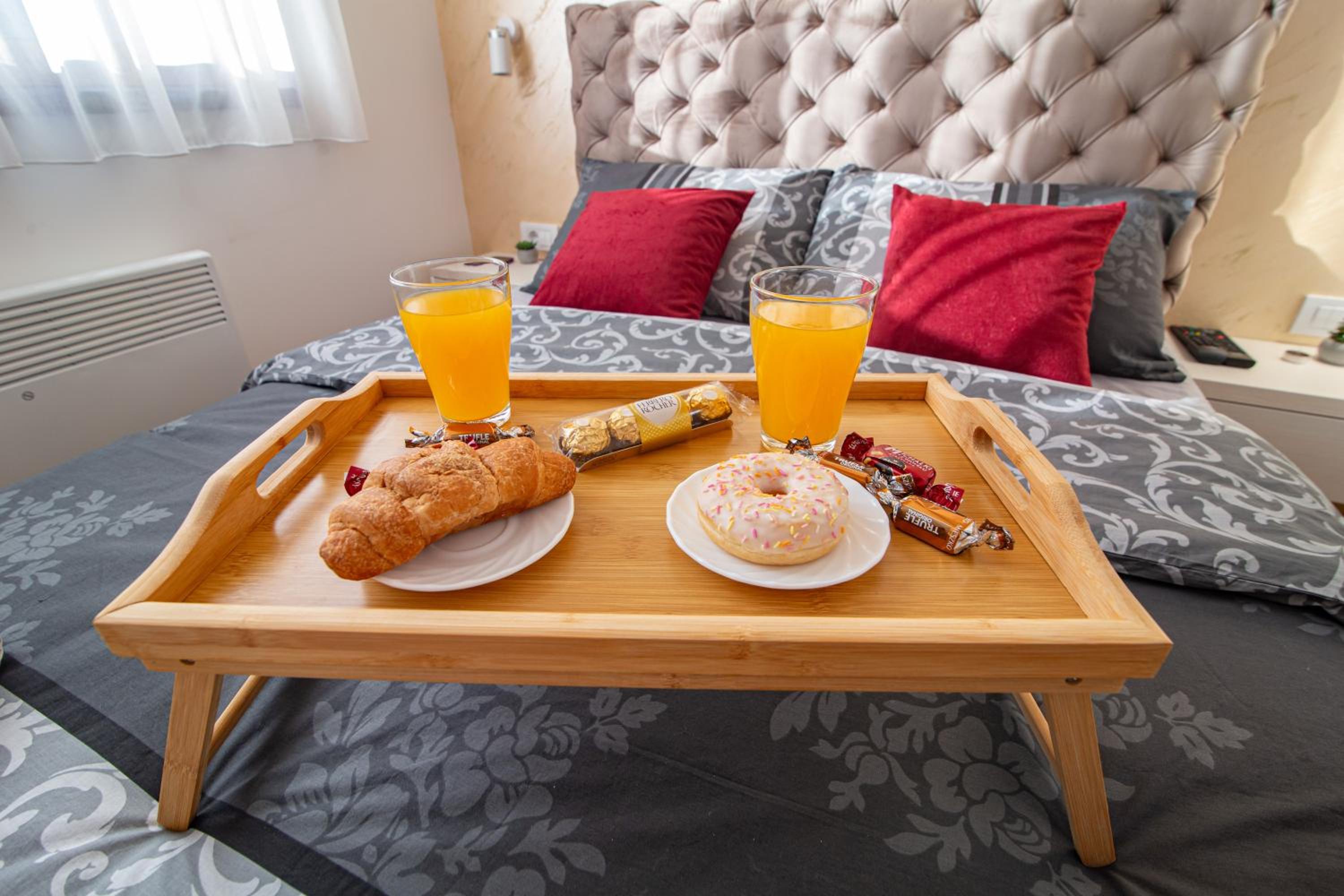 Apartman Holiday Binis Spa view 5